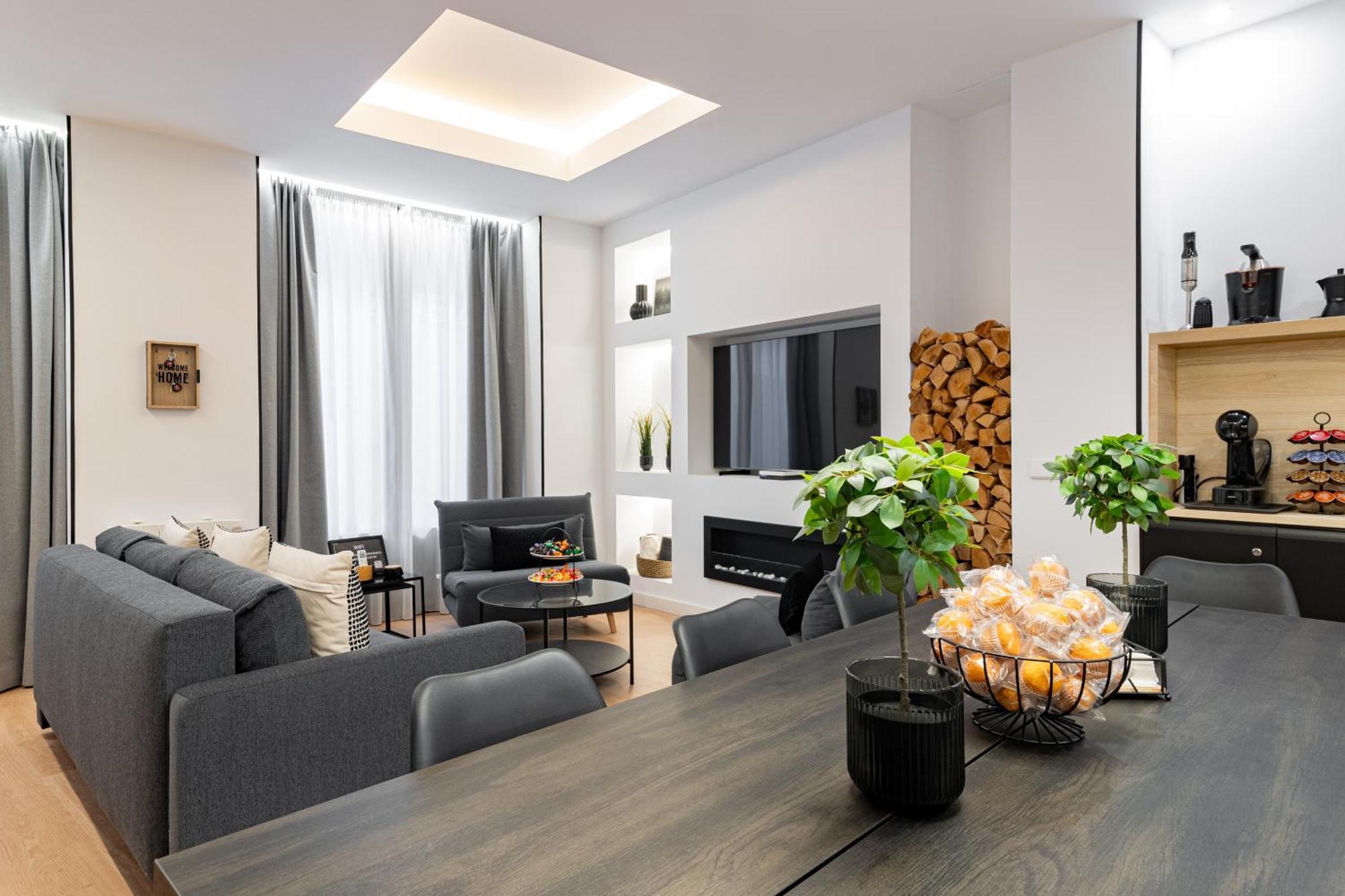 Honey In The Center Of Apartamento