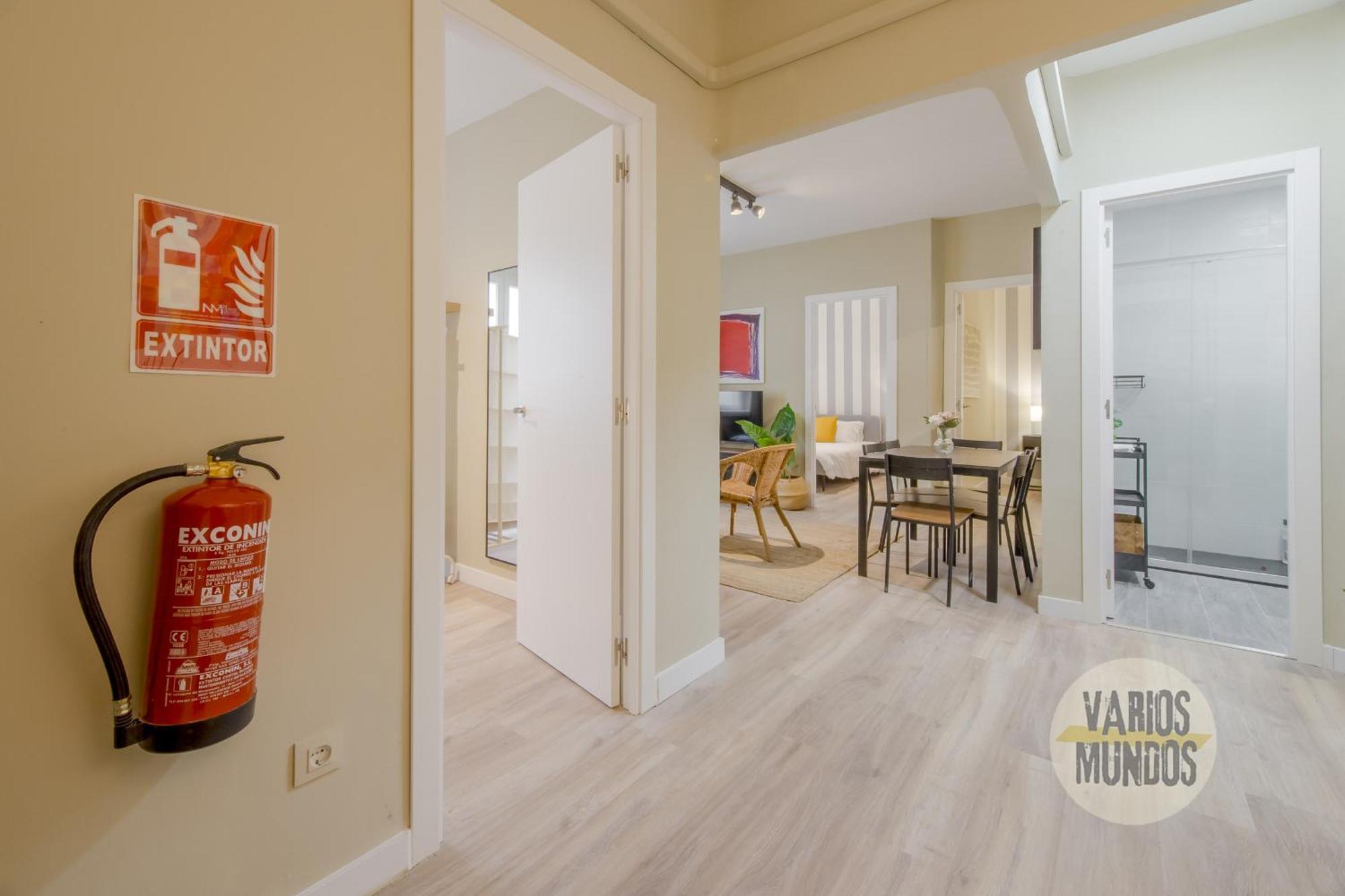 Appartement Practico 7pax En Calle Santa Ana Centro De *