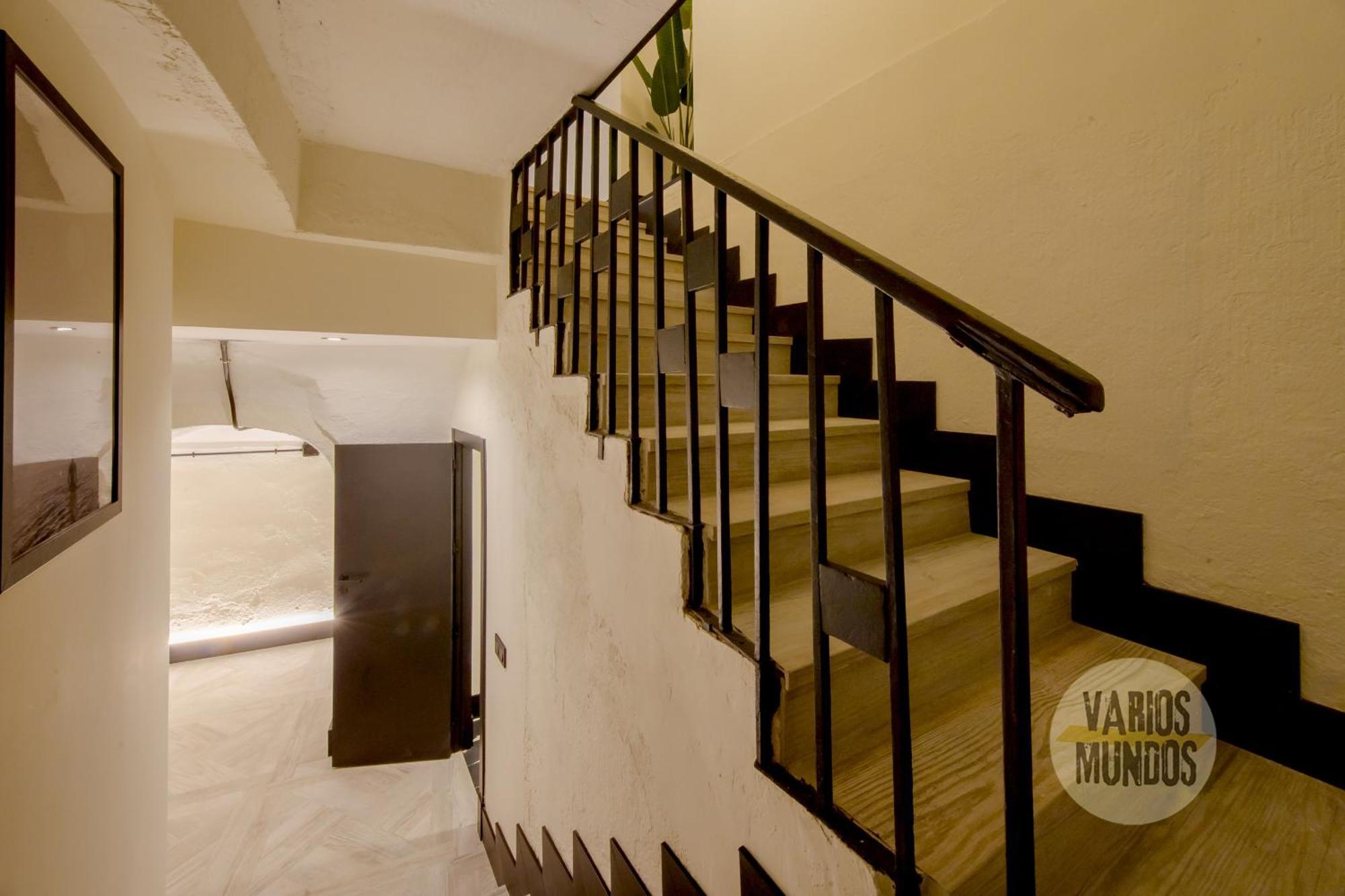 Deluxe En El Centro De 9pax E3 Apartment