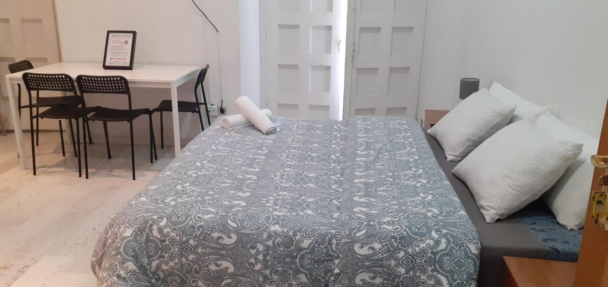 Arta Guest house *
