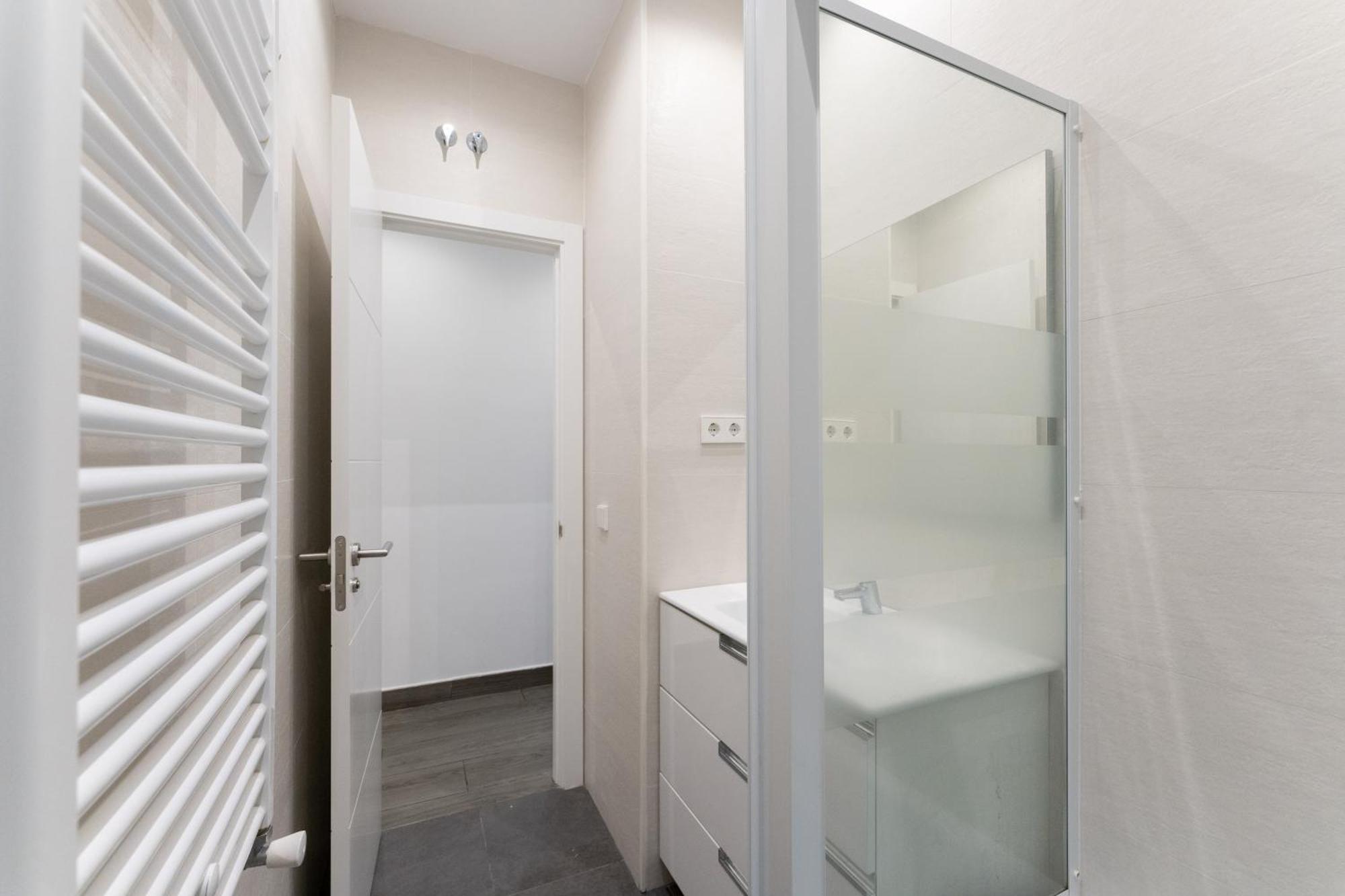 Luxe In Plaza De Espana Apartment