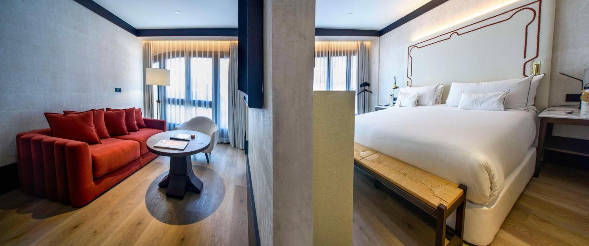 Montera Madrid, Curio Collection By Hilton Madrid