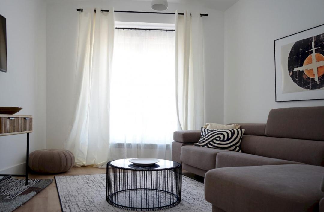 Diaphanous And Modern- 2bd 2bth- Plaza Espana Appartamento