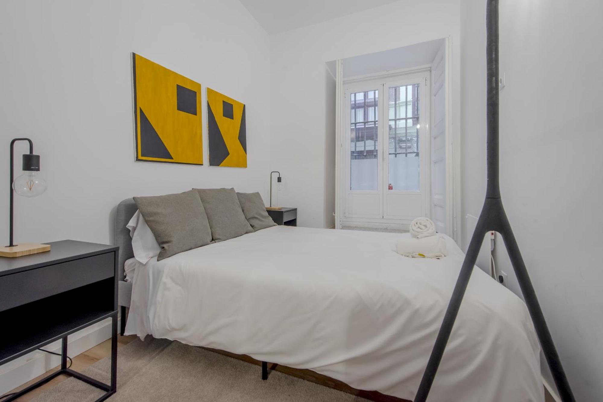 Apartamento Encanto Clasico 7 En Calle De La Cabeza - E1 *