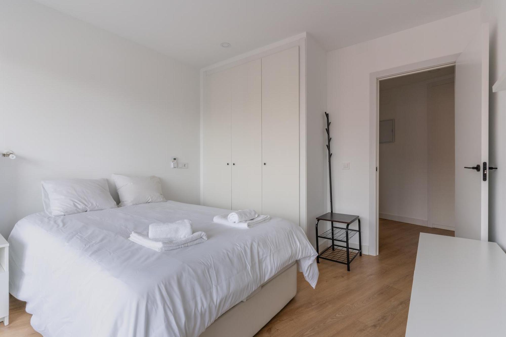 Bright With Terrace- 2bd 2bth- Salamanca Appartement *