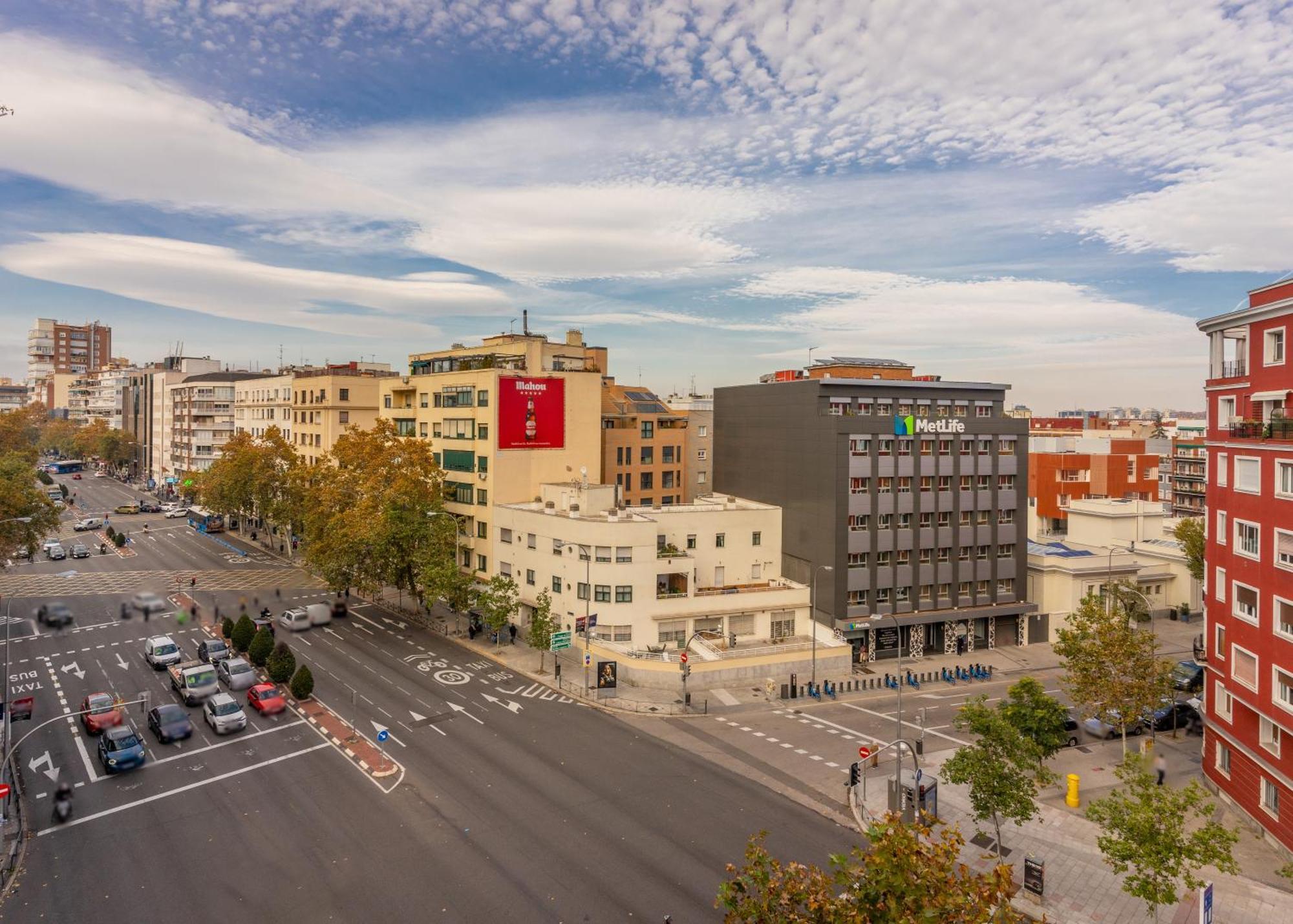 Bright With Terrace- 2bd 2bth- Salamanca Appartement