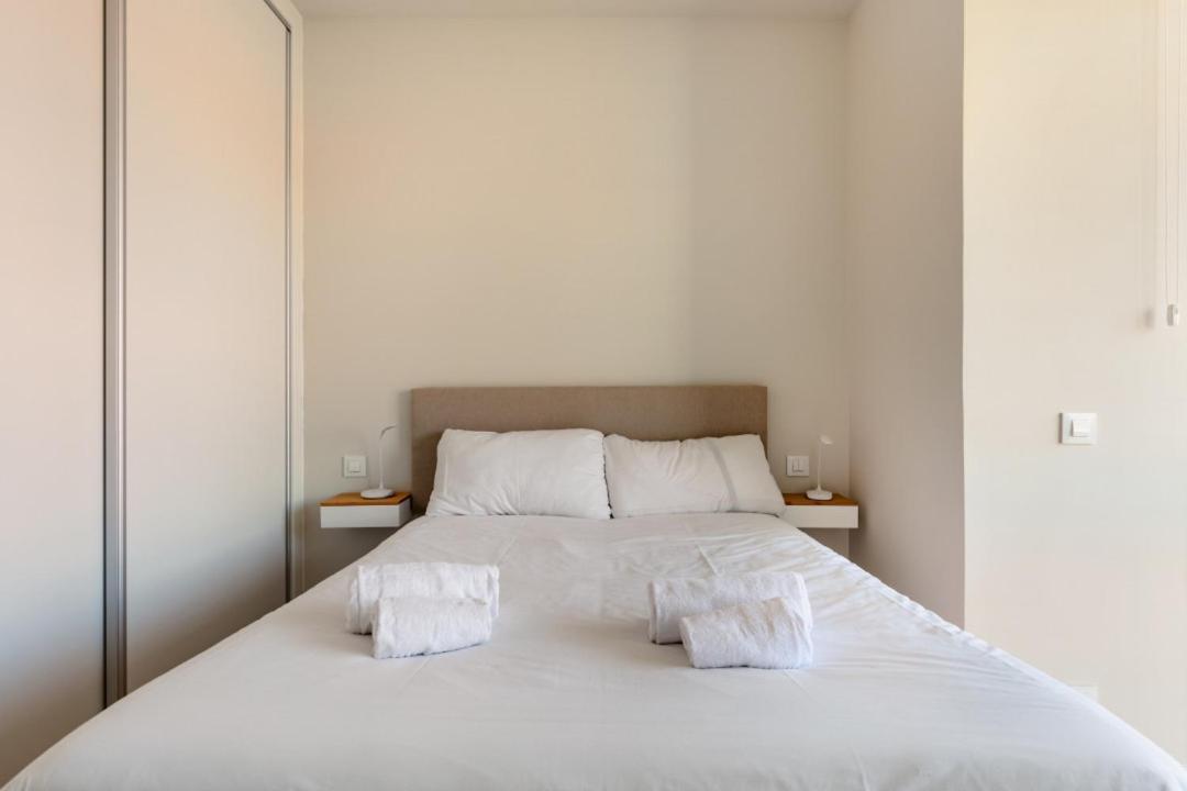 Bright With Views - 2bd 1bth- Av America Apartment Madrid