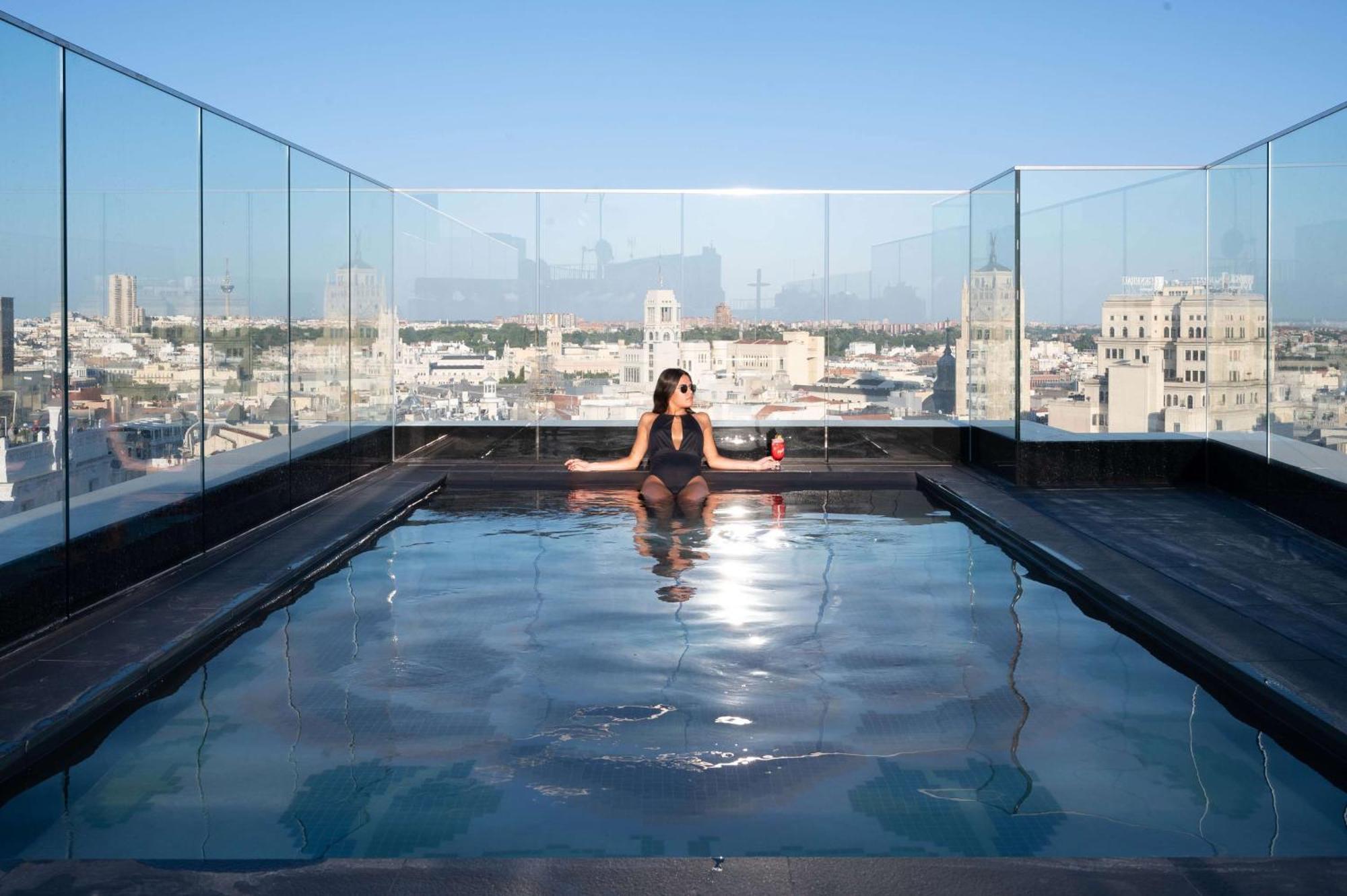 Montera Madrid, Curio Collection By Hilton Madrid