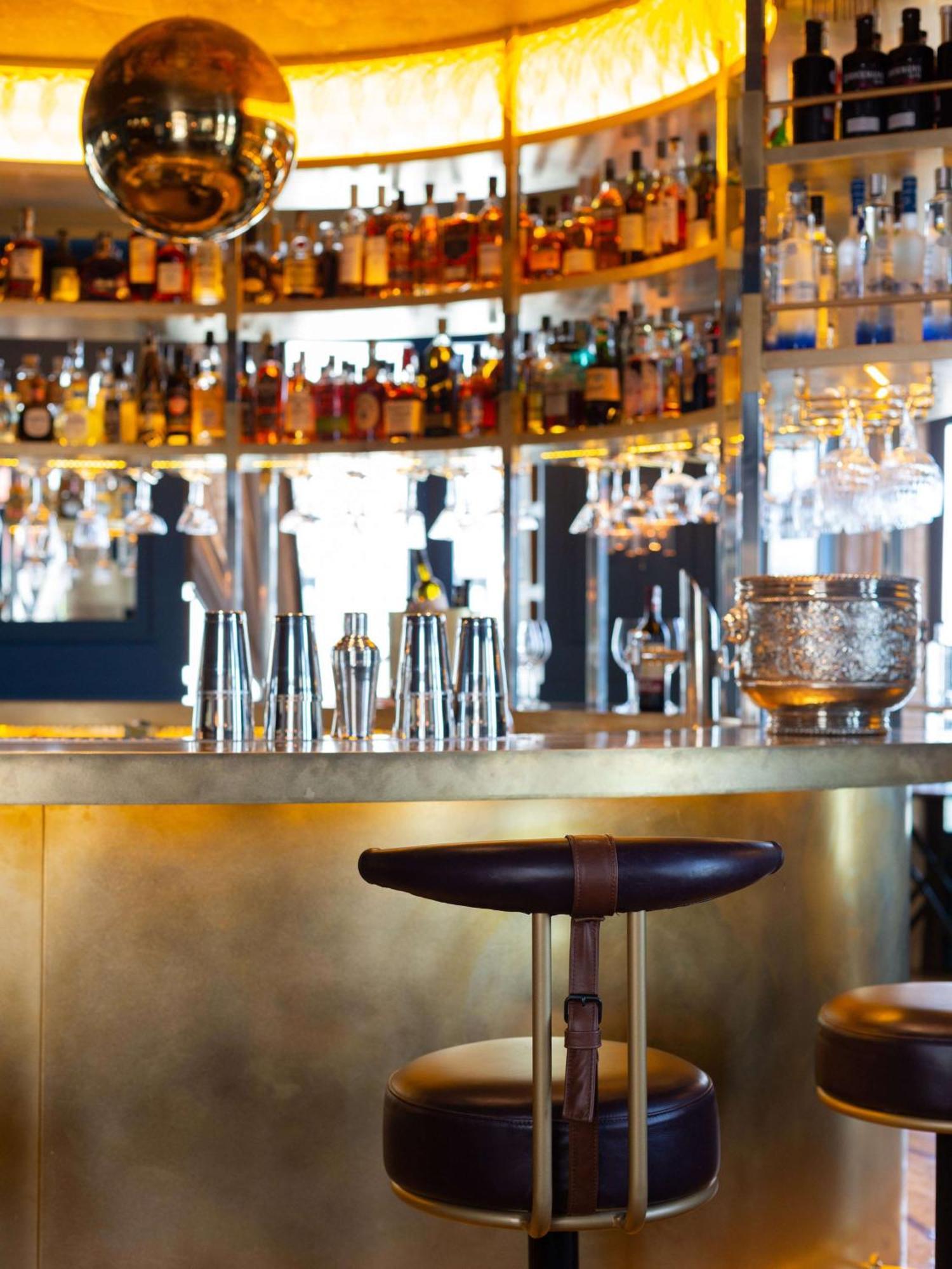 Montera Madrid, Curio Collection By Hilton Madrid