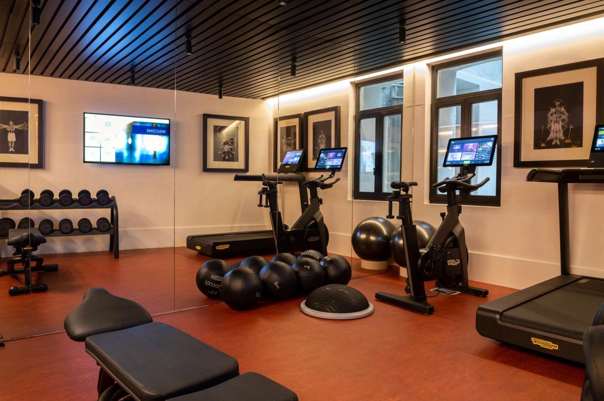 Montera Madrid, Curio Collection By Hilton 5*