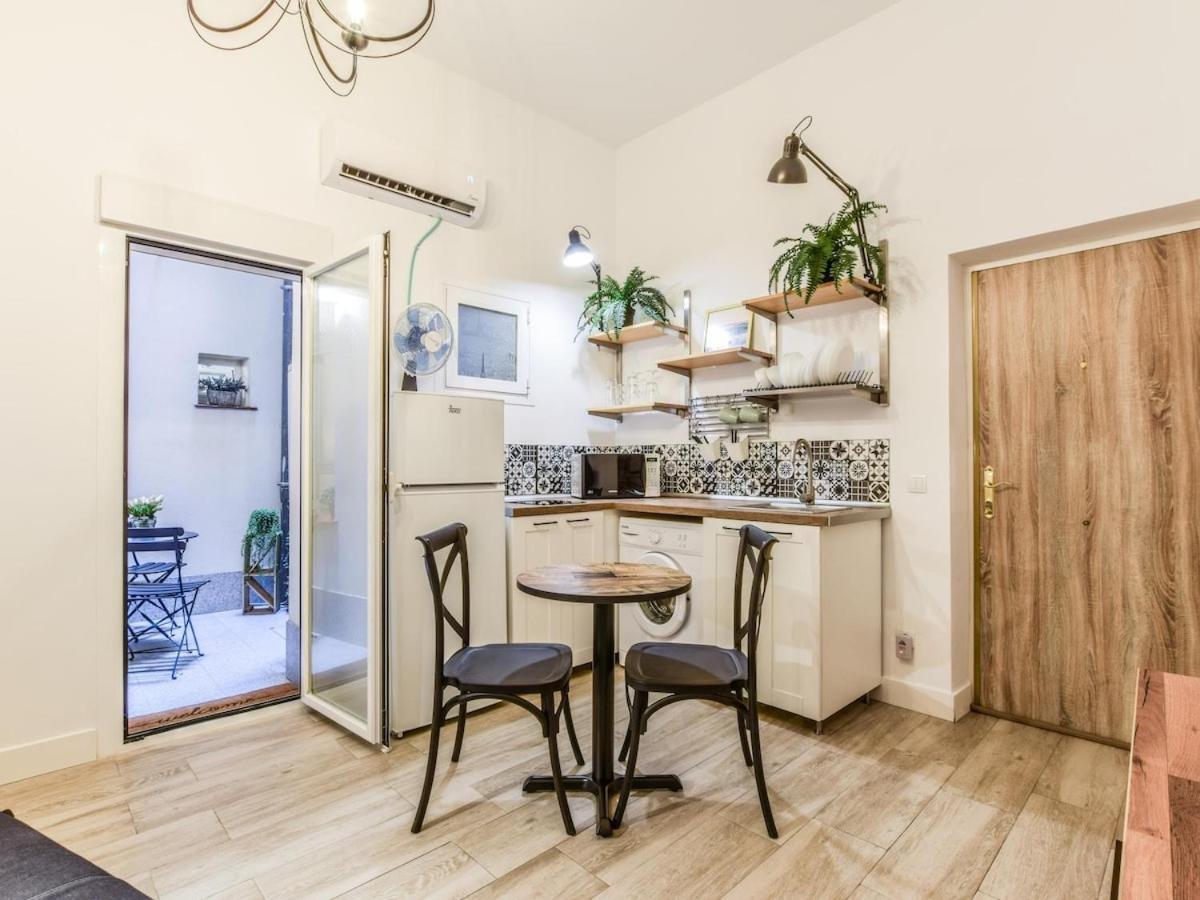 Plaza De Lavapies Alquiler Temporal Appartement *