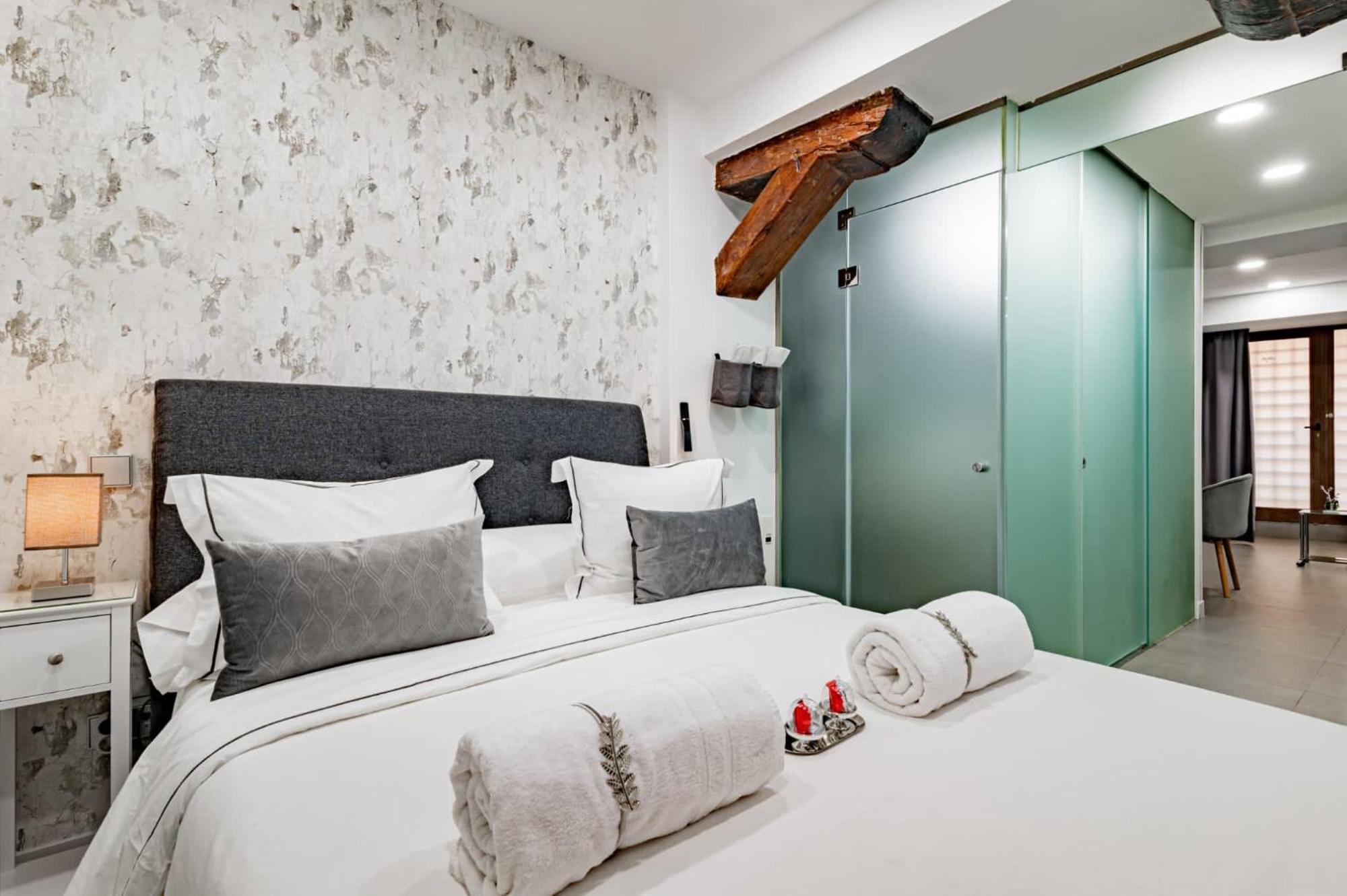 Modern Loft Near Puerta Del Sol Madrid