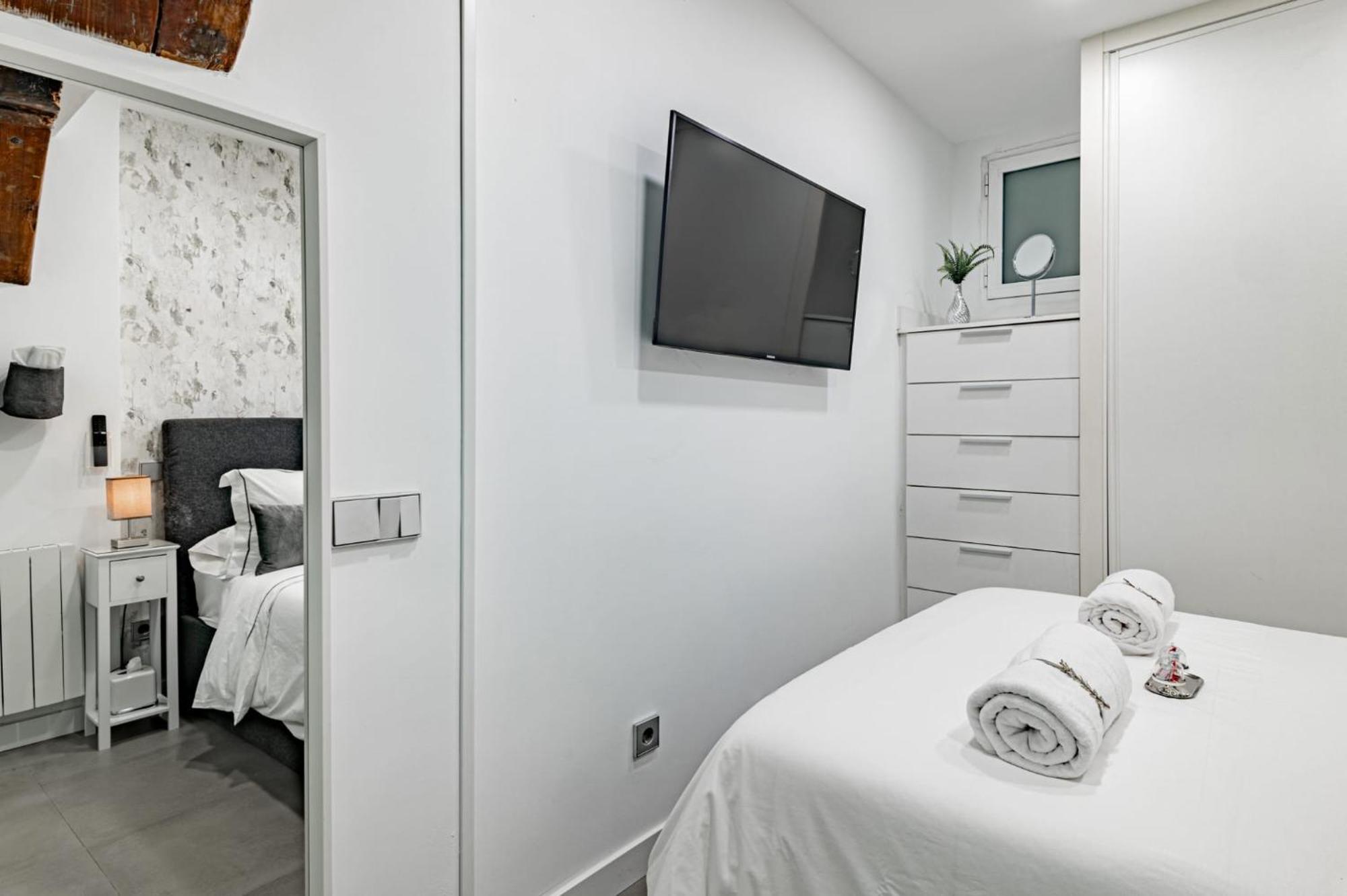 Modern Loft Near Puerta Del Sol Appartamento