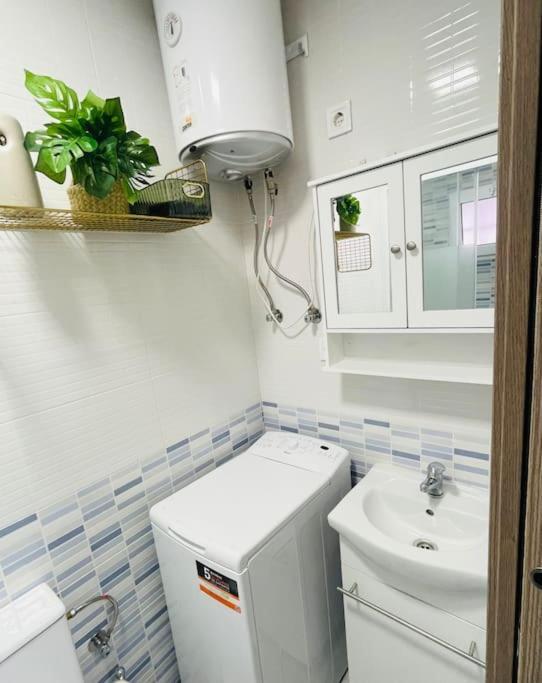 Acogedor Estudio Usera1 Appartement *
