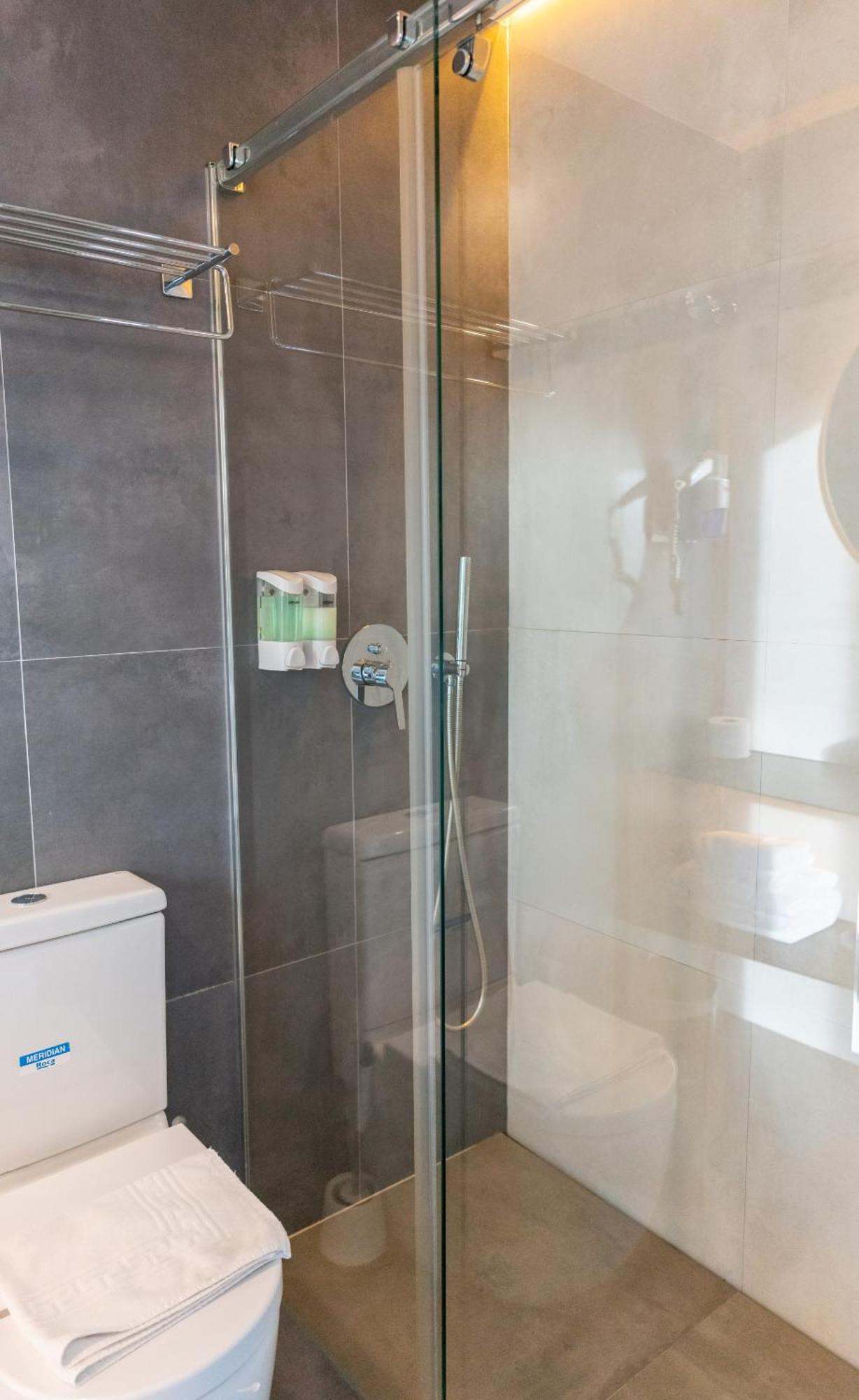 Hostal Carmen-gran Via Madrid
