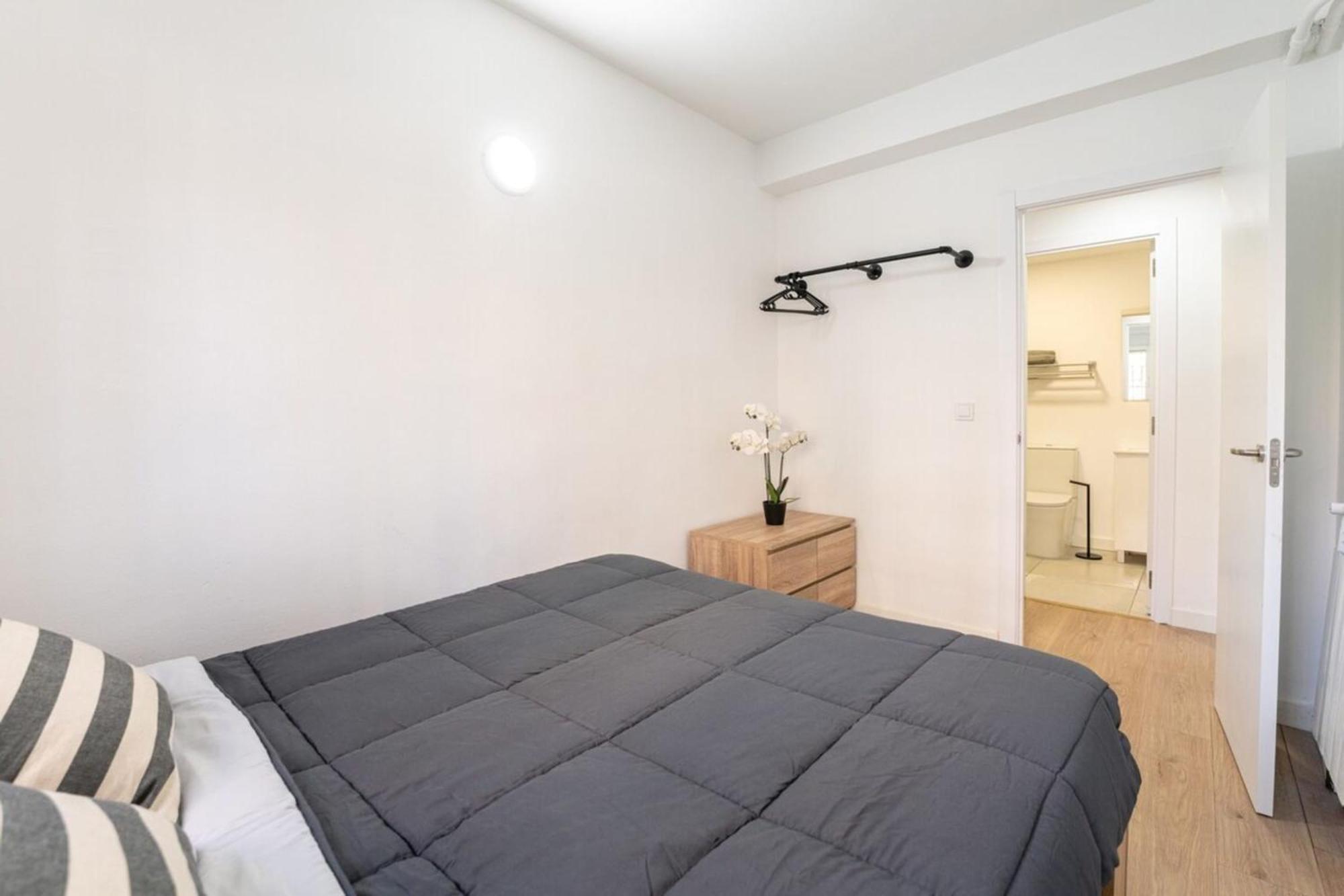 Moderncozy Near Barajas Appartement *