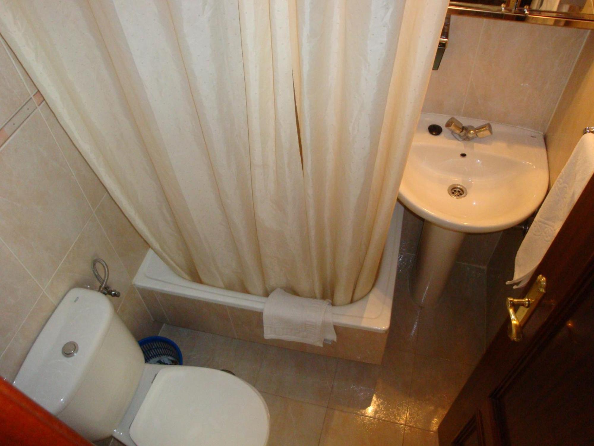 Casa de hóspedes Zamora 2*