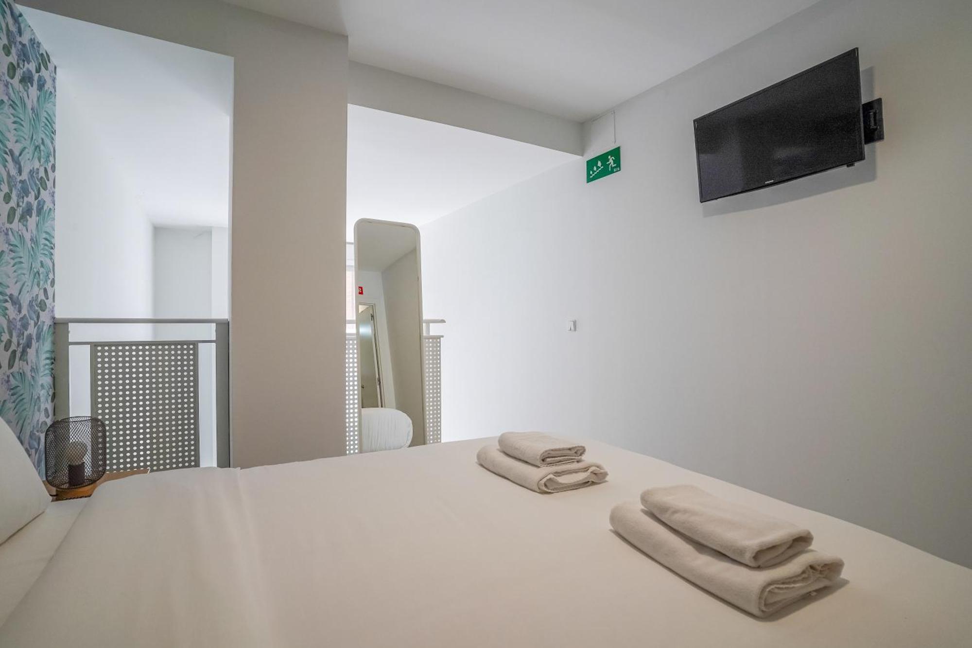Apartment Modern Duplex-2bedrooms 1.5baths-delicias