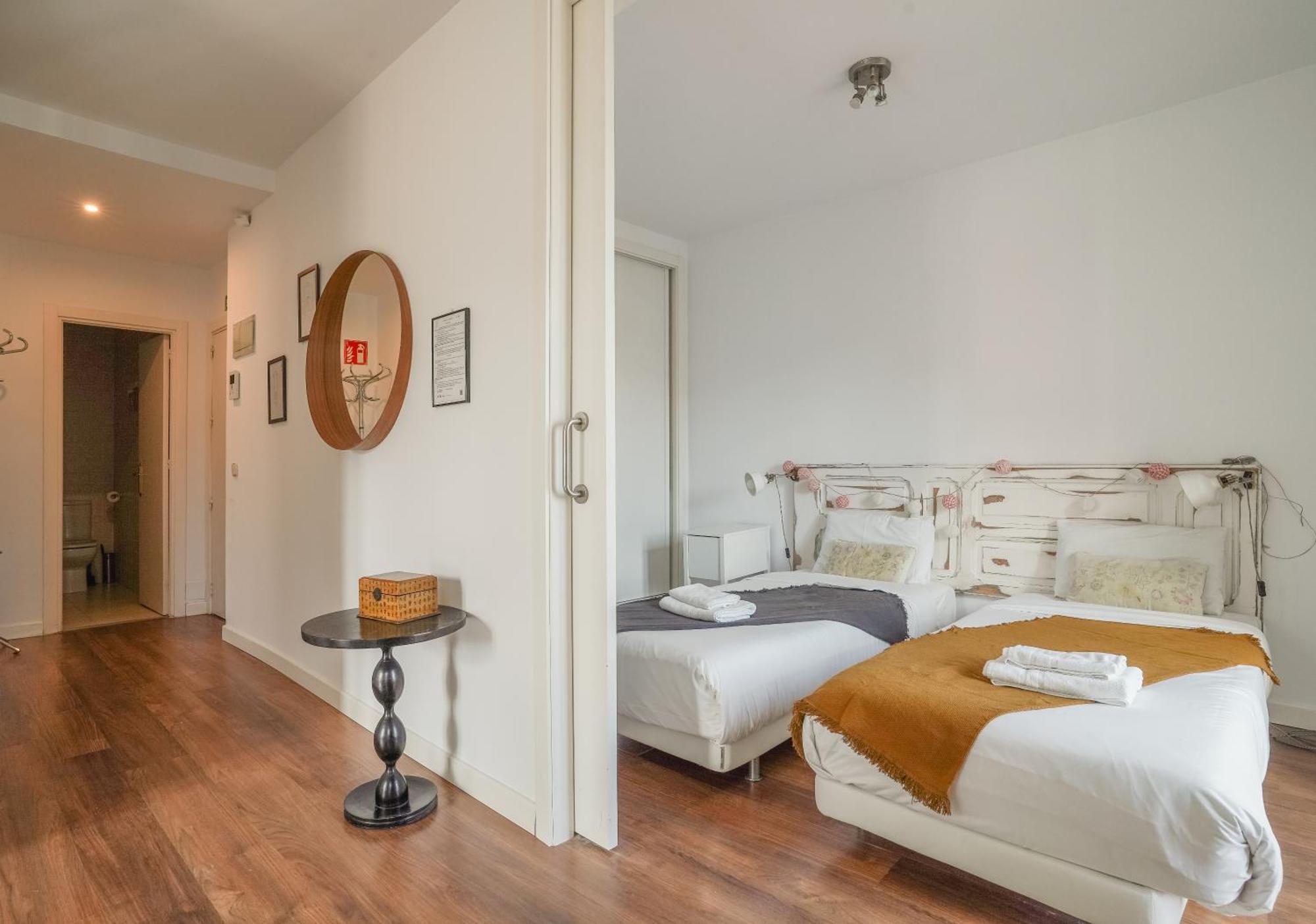 Bright And Cozy-2bedrooms 1bathroom-chueca *