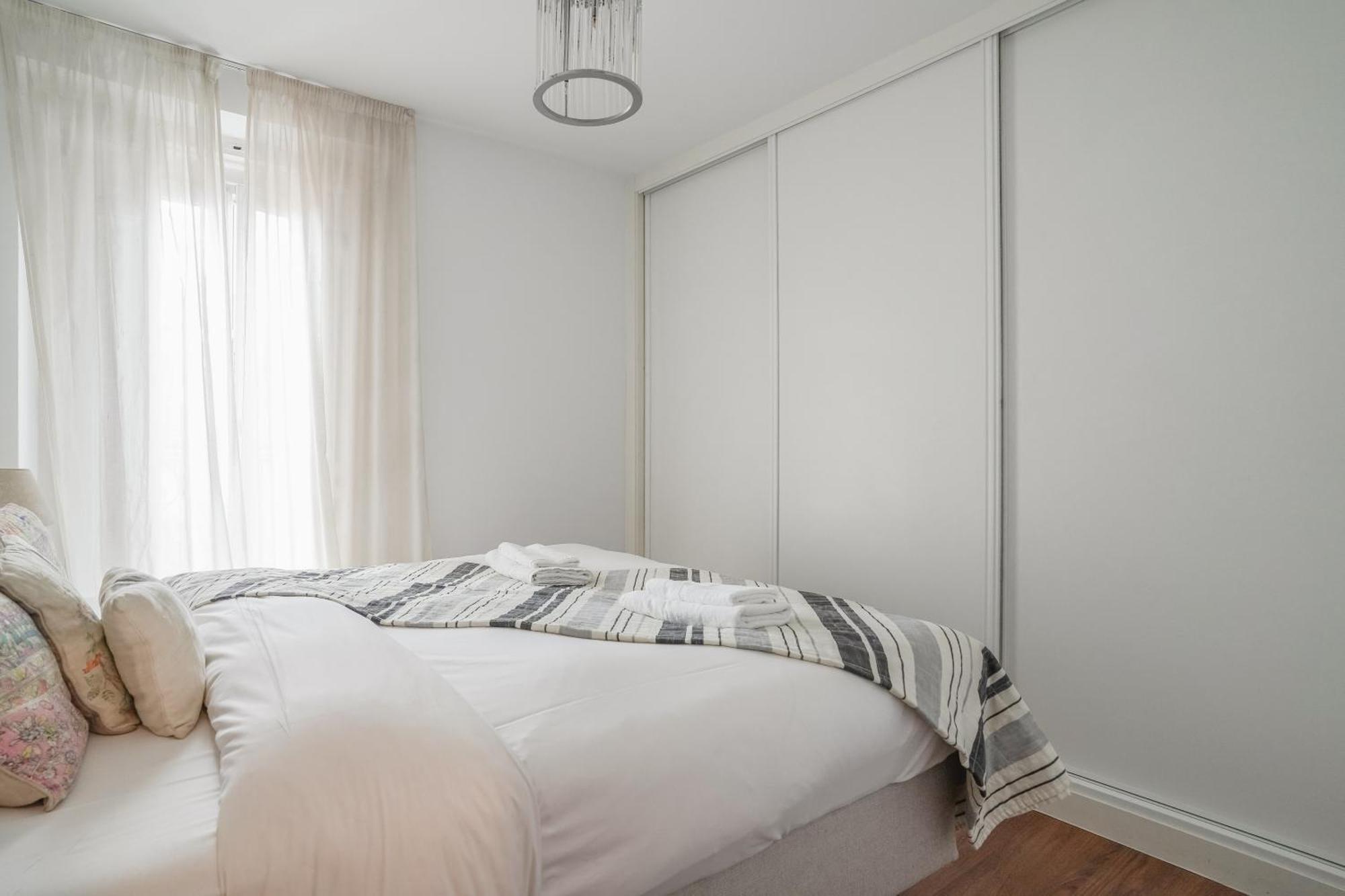 Bright And Cozy-2bedrooms 1bathroom-chueca Apartamento *