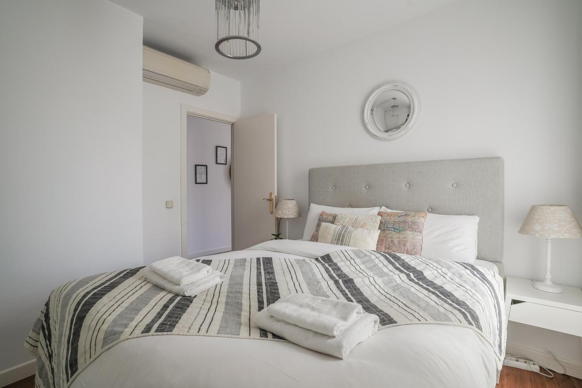 Bright And Cozy-2bedrooms 1bathroom-chueca *