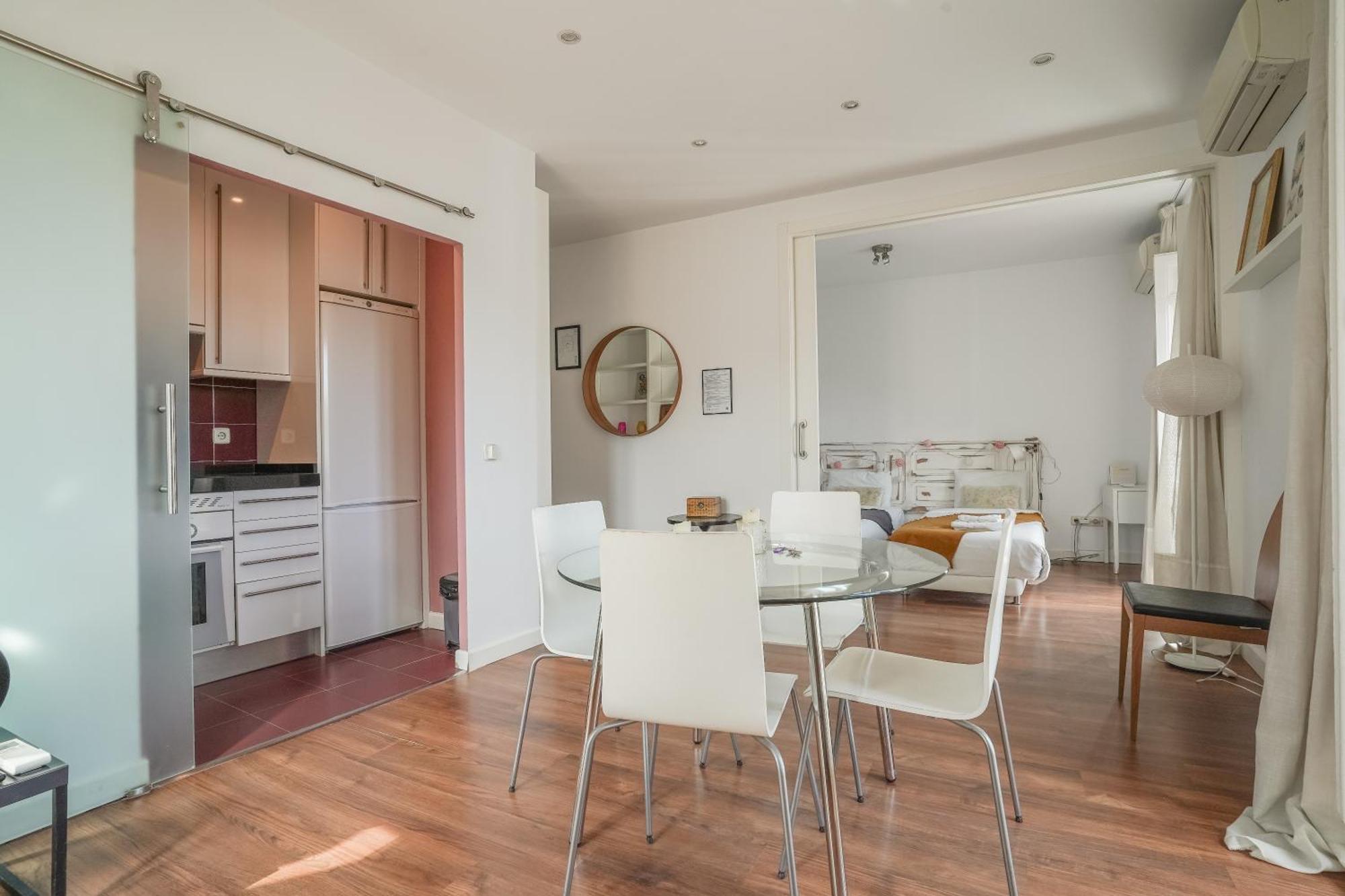 Apartamento Bright And Cozy-2bedrooms 1bathroom-chueca Madri