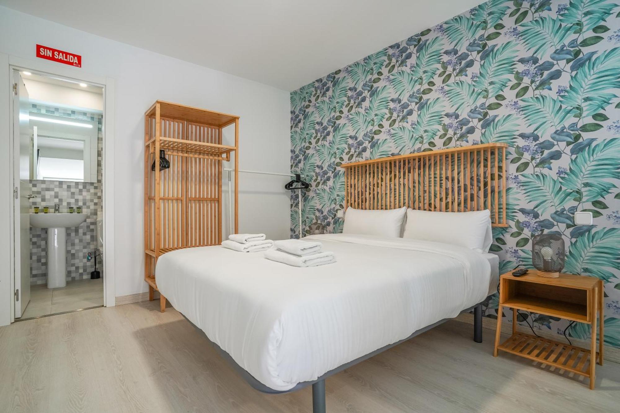 Apartment Modern Duplex-2bedrooms 1.5baths-delicias Madrid