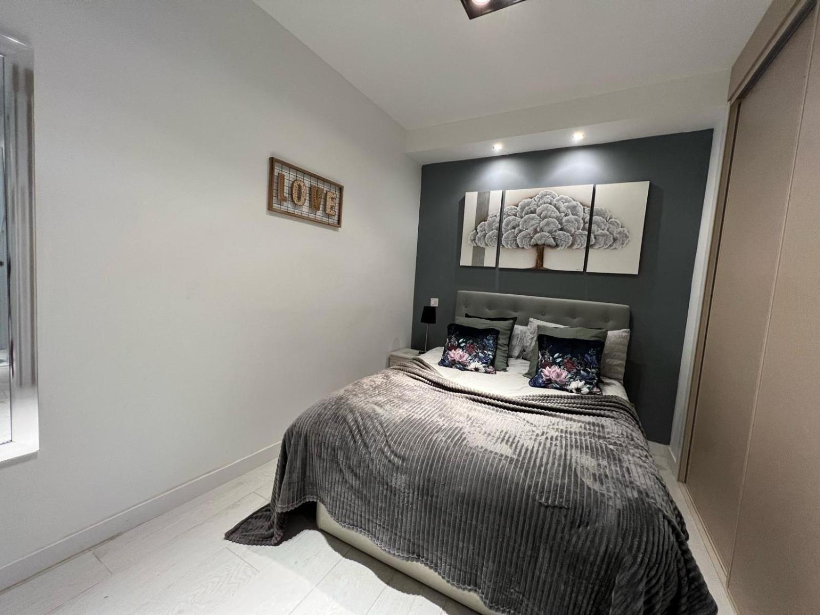 Paseo De La Castellana.lujo Y Garage Apartment *
