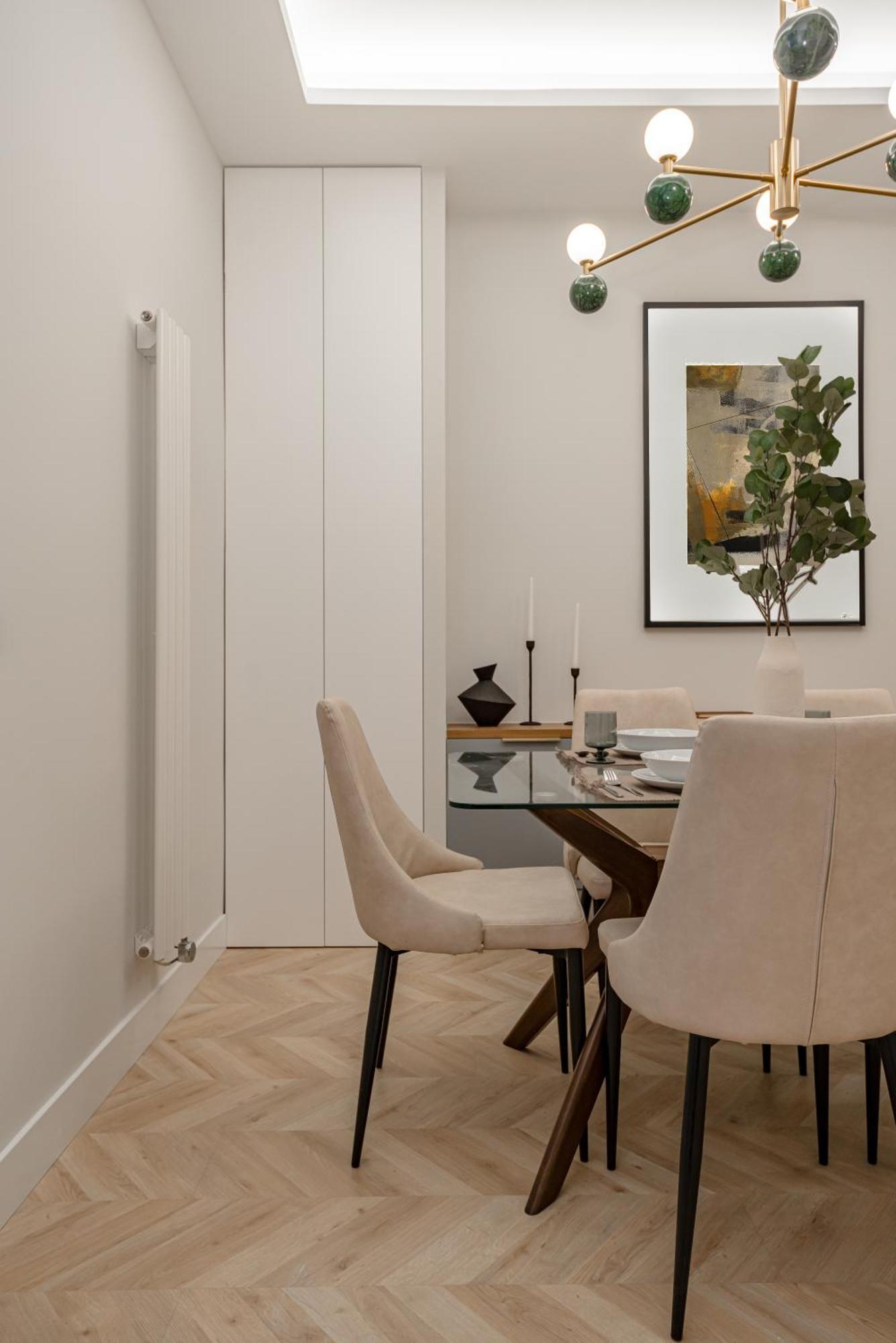 Appartement Plaza Espana Viii Calle San Bernardo 3br 3bh