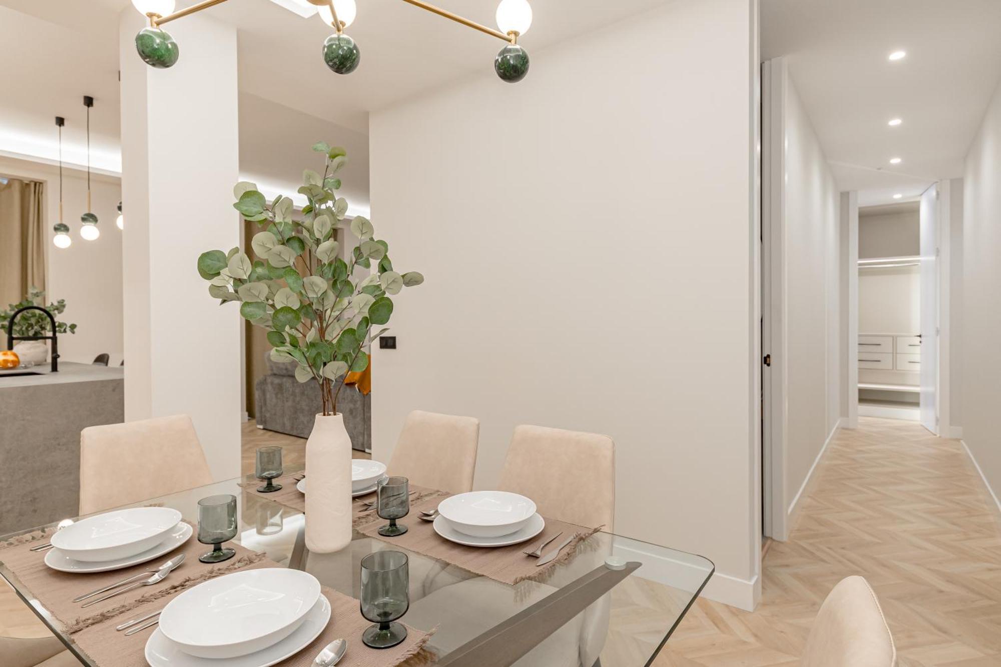 Appartement Plaza Espana Viii Calle San Bernardo 3br 3bh Madrid