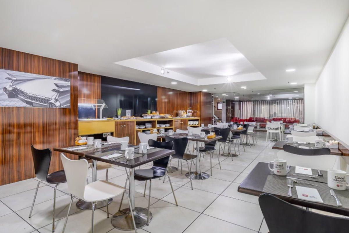 Exe Convention Plaza Hotel