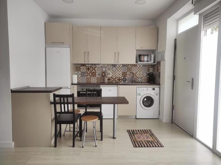 Cozy In Begona Neighborhood - Mugica Apartment Madrid
