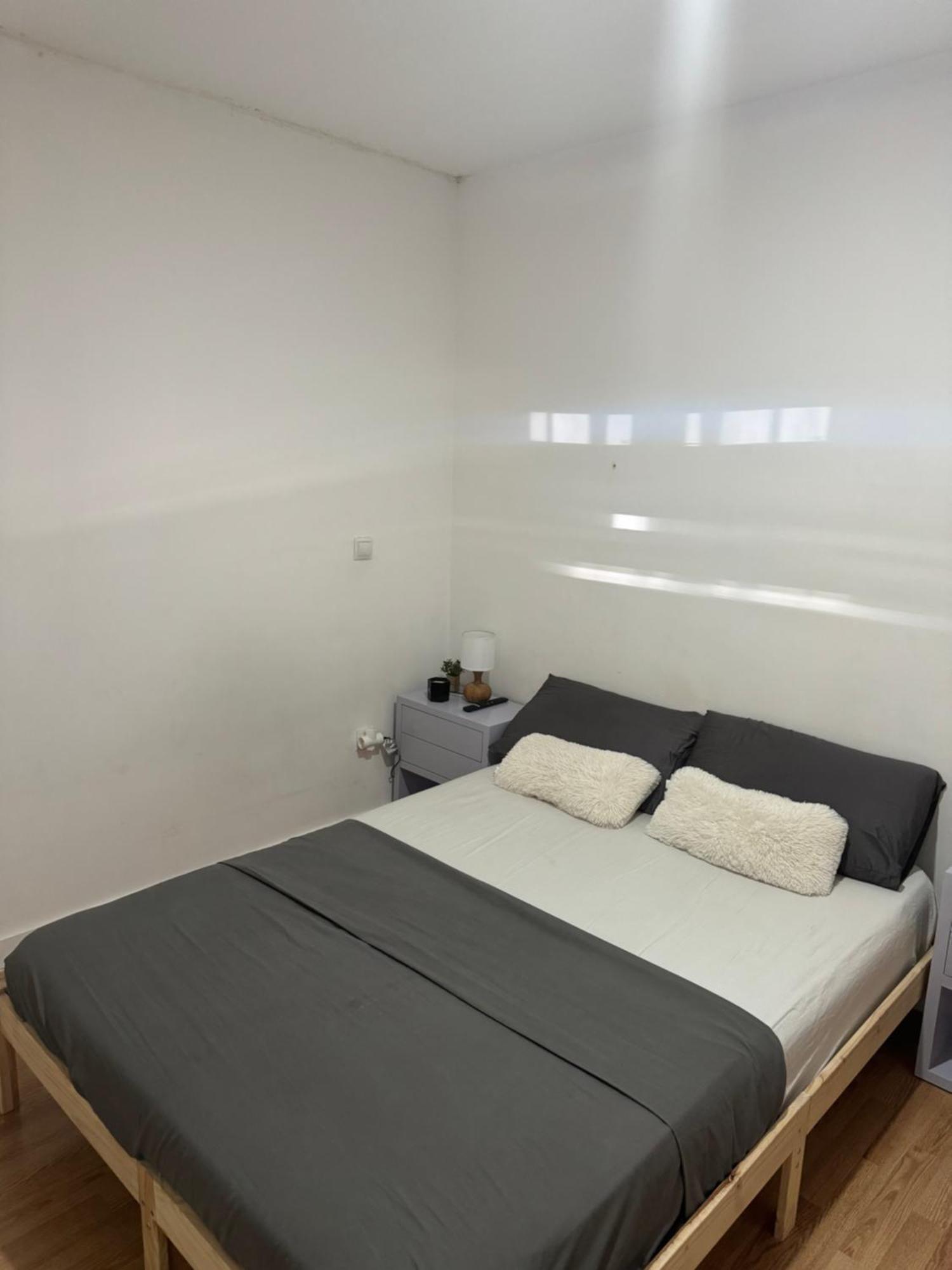 Maison d'hôtes Habitacion Con Bano Compartido Madrid