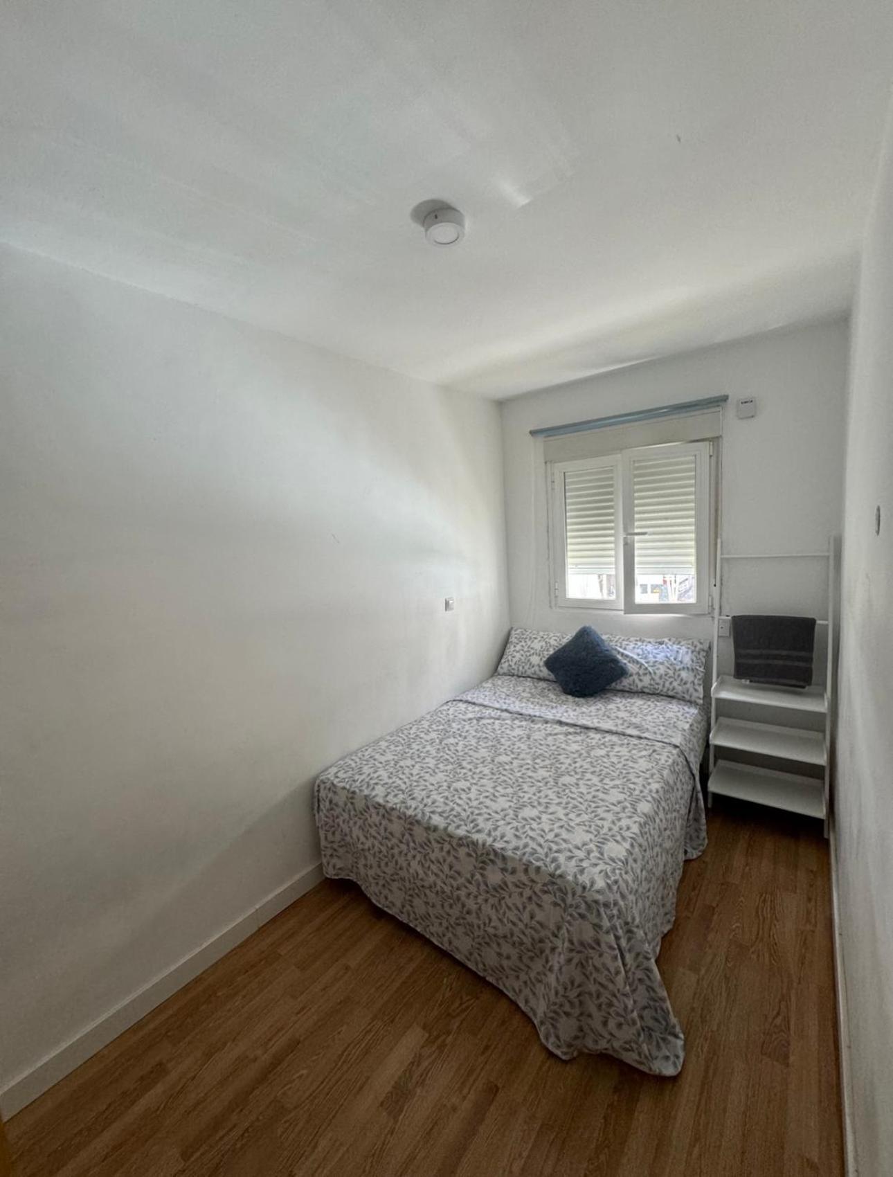 Maison d'hôtes Habitacion Con Bano Compartido Madrid