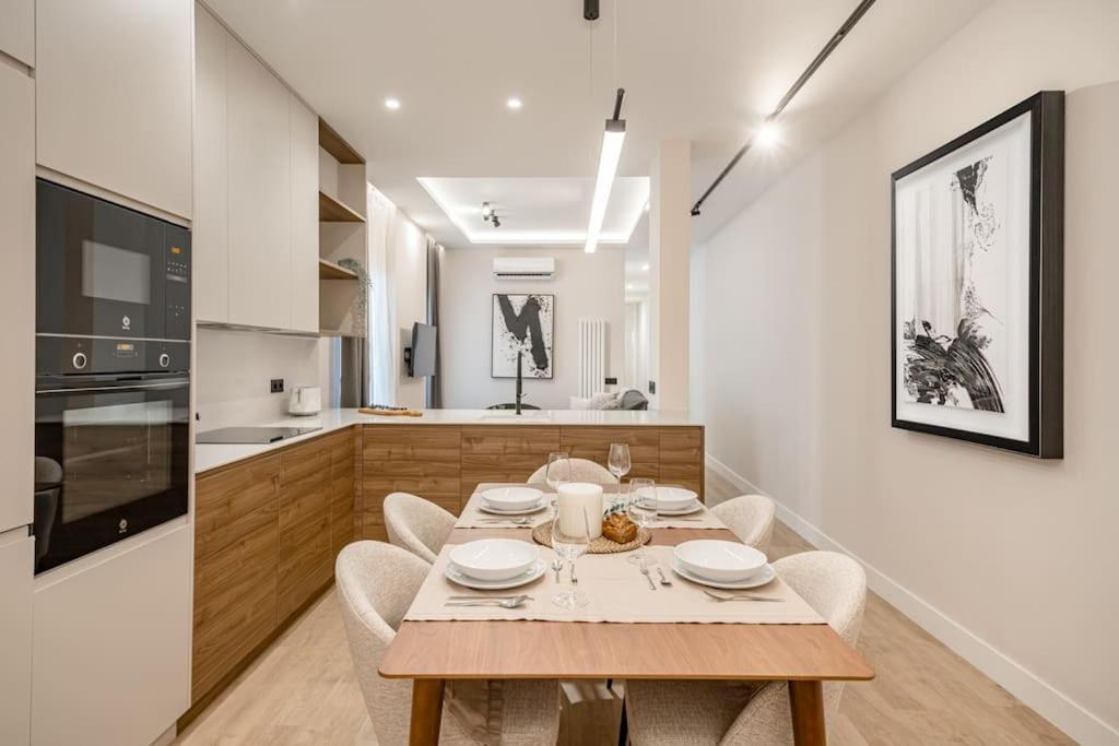 Apartamento Centro Xv Calle Montera 3br 3bh Madri