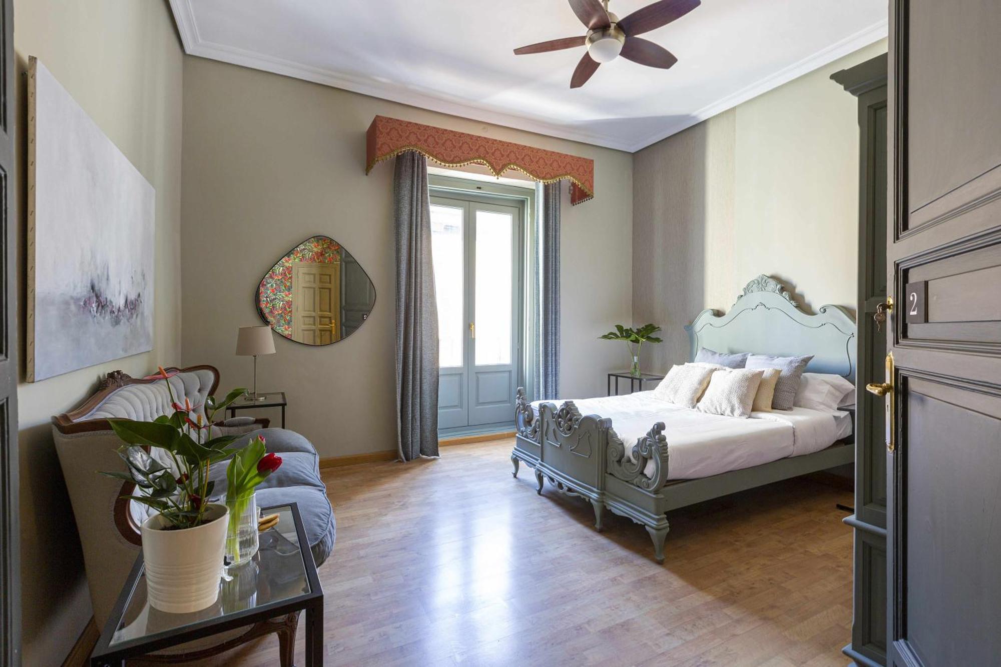 Hostel Sol Y Tirso *