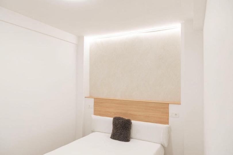 Contemporary 6bd For 12 Ventas Appartamento Madrid