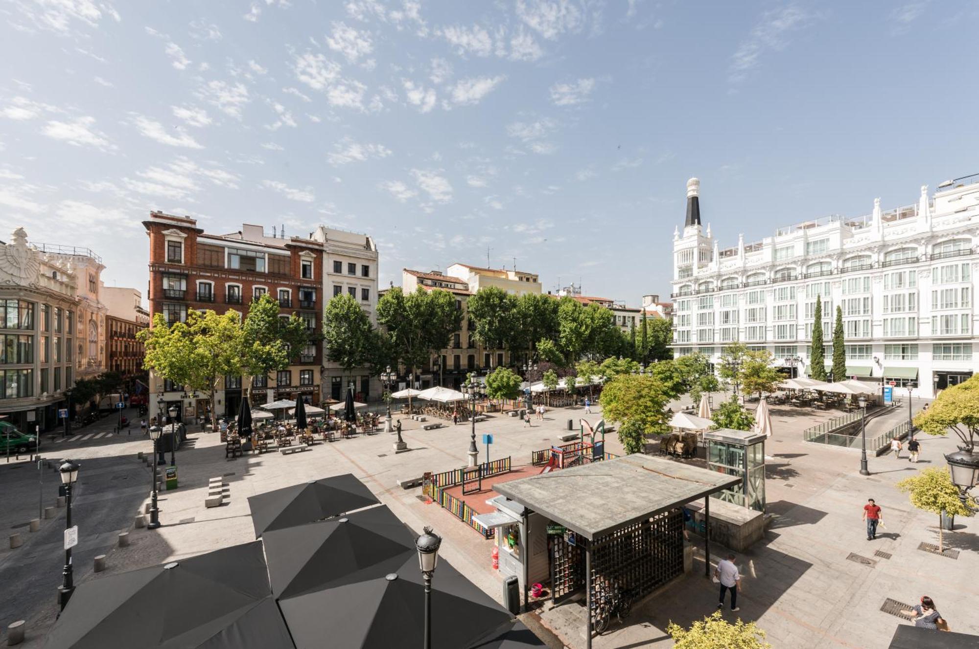 Apartment Santa Ana Plaza