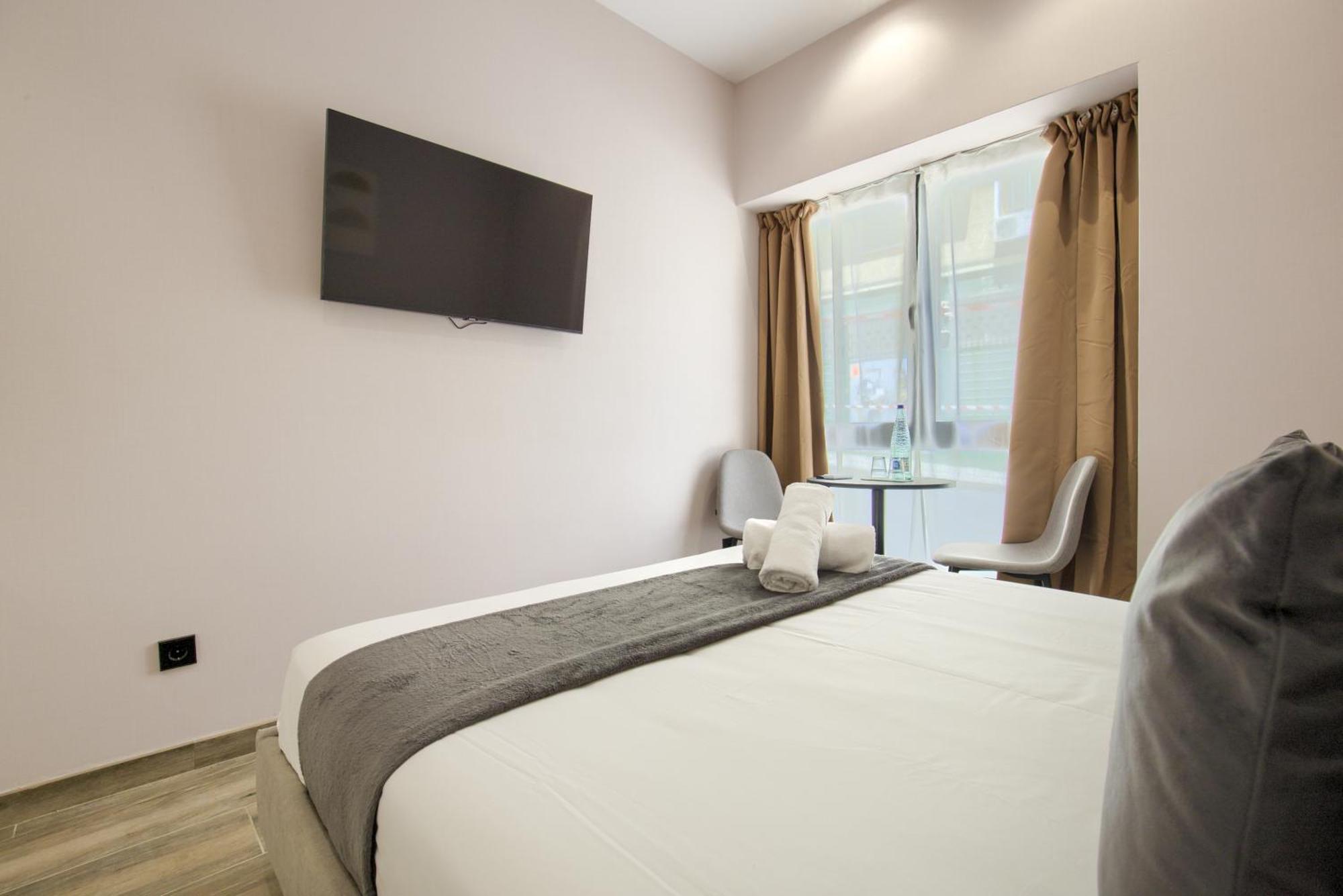 Dobo Nuria Apartamento Madrid