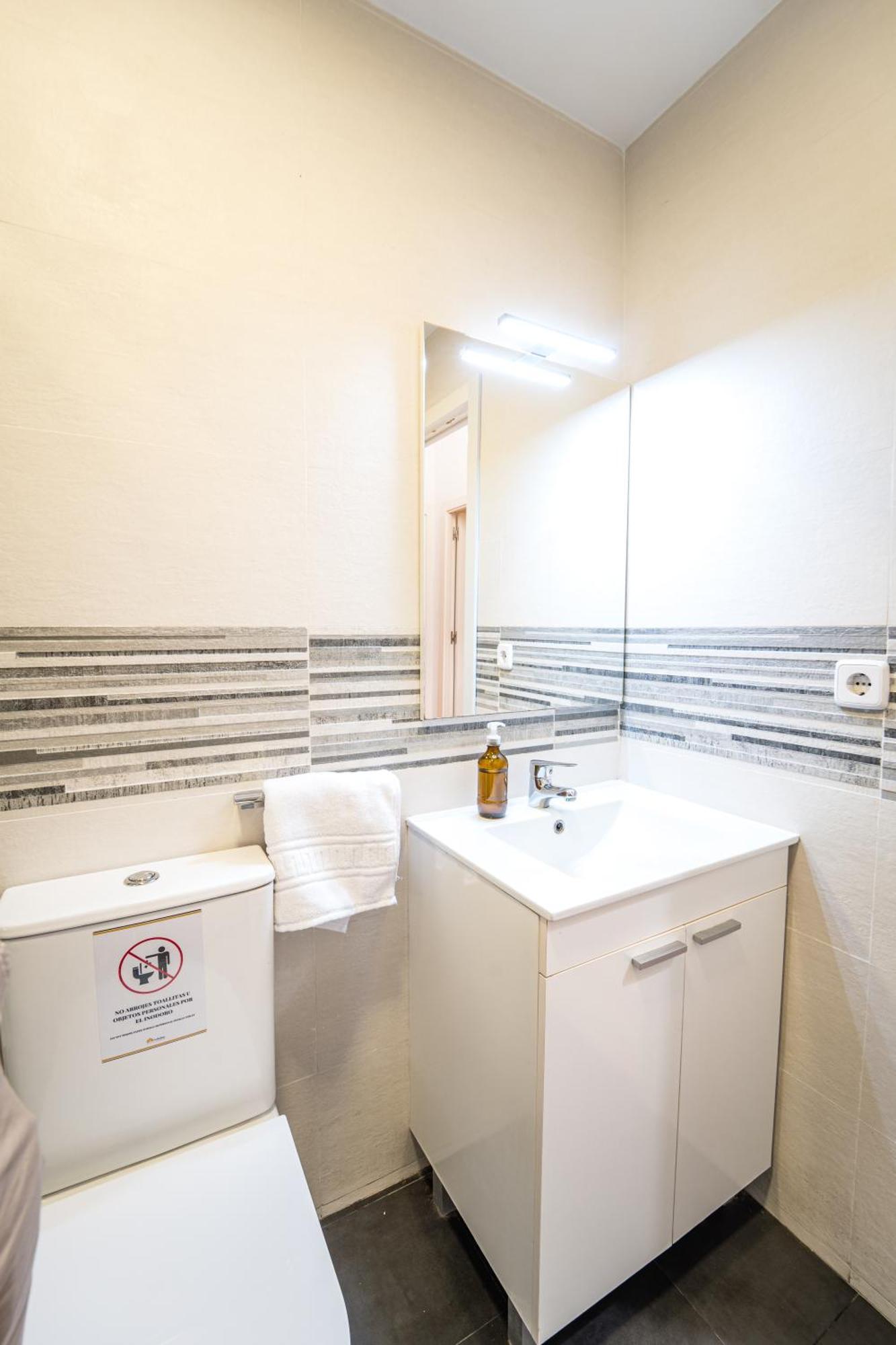 Appartamento Encantador Piso Con Conexion Al Centro By Bebalmy Madrid