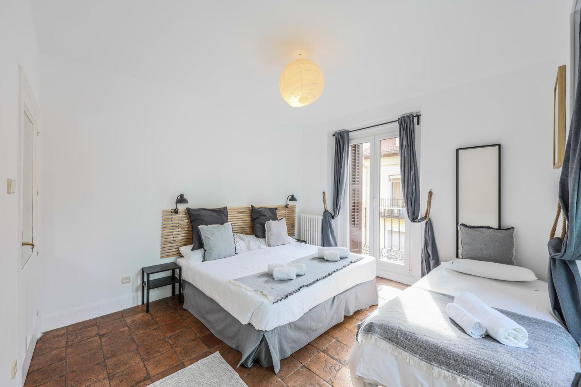 Art Coliving Centro * Madri