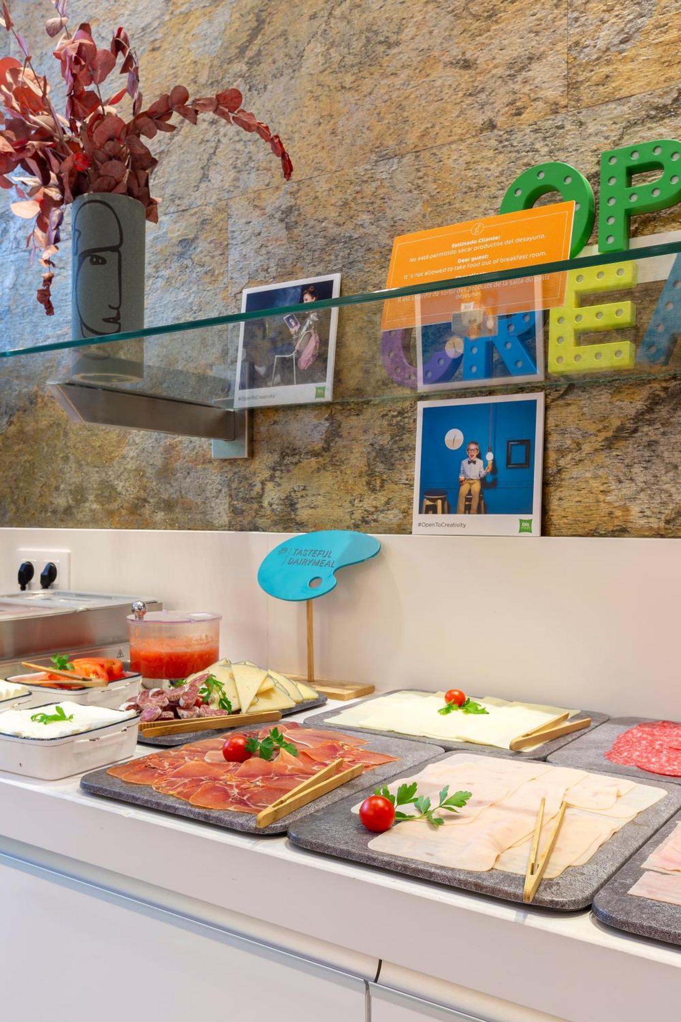 Hotel Ibis Styles Prado 3*