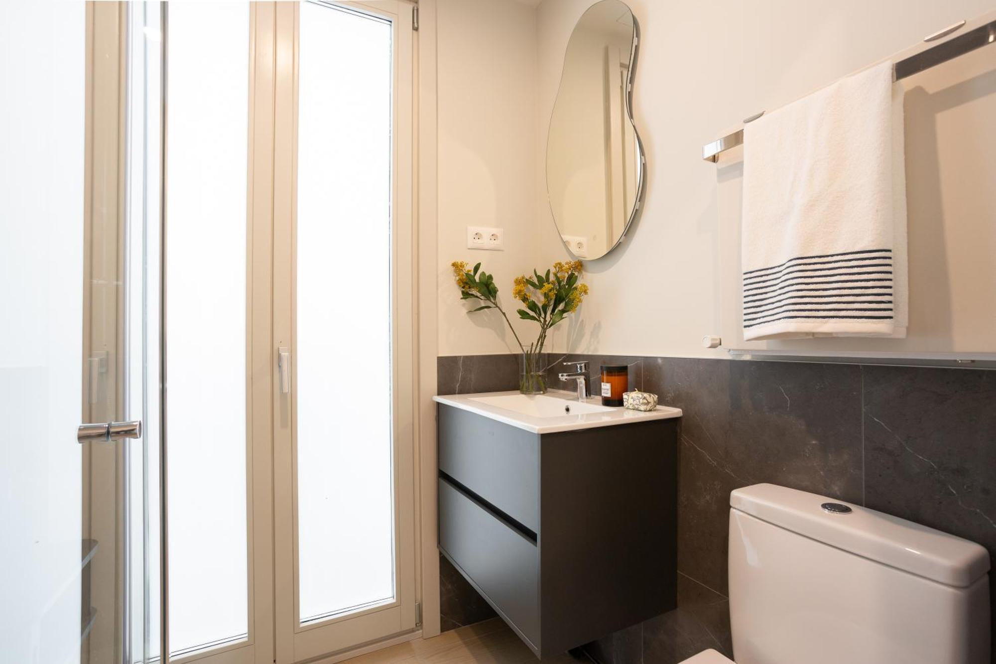 San Bernardo - Darya Living Apartamento Madrid