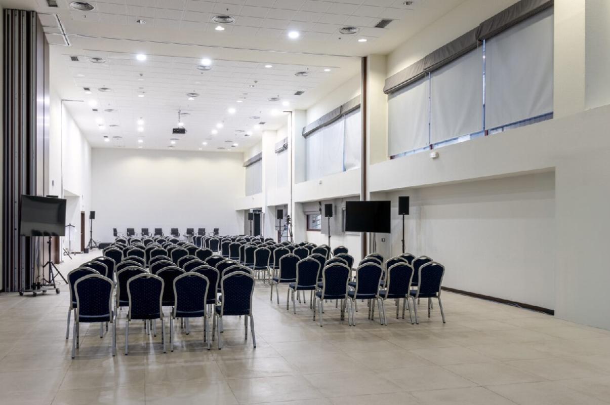 Exe Convention Plaza 4*