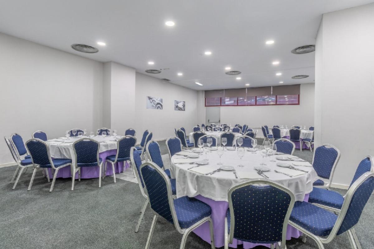 Exe Convention Plaza Hotel