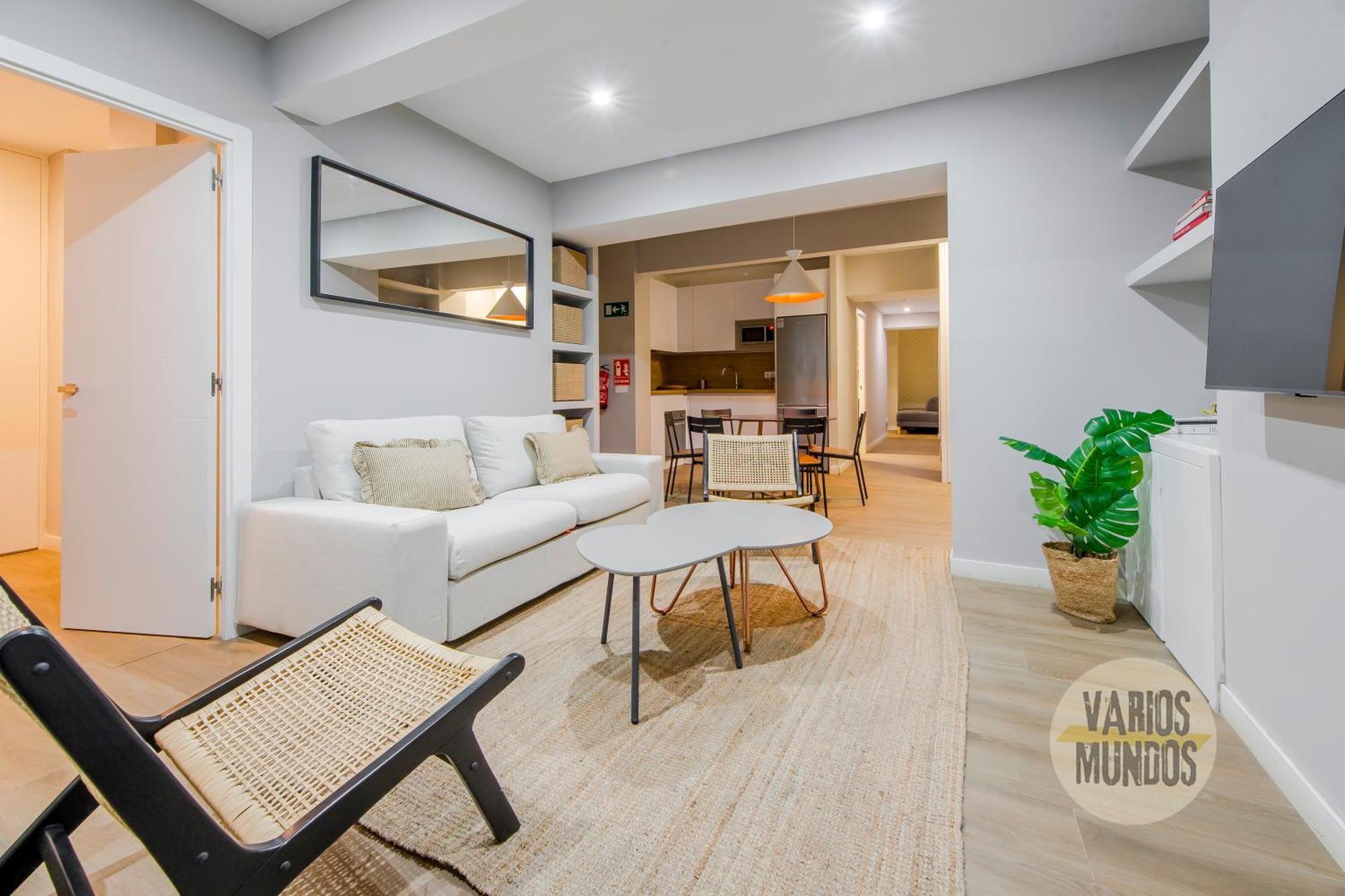 Encanto En El Rastro 7, Calle Juanelo E1 *