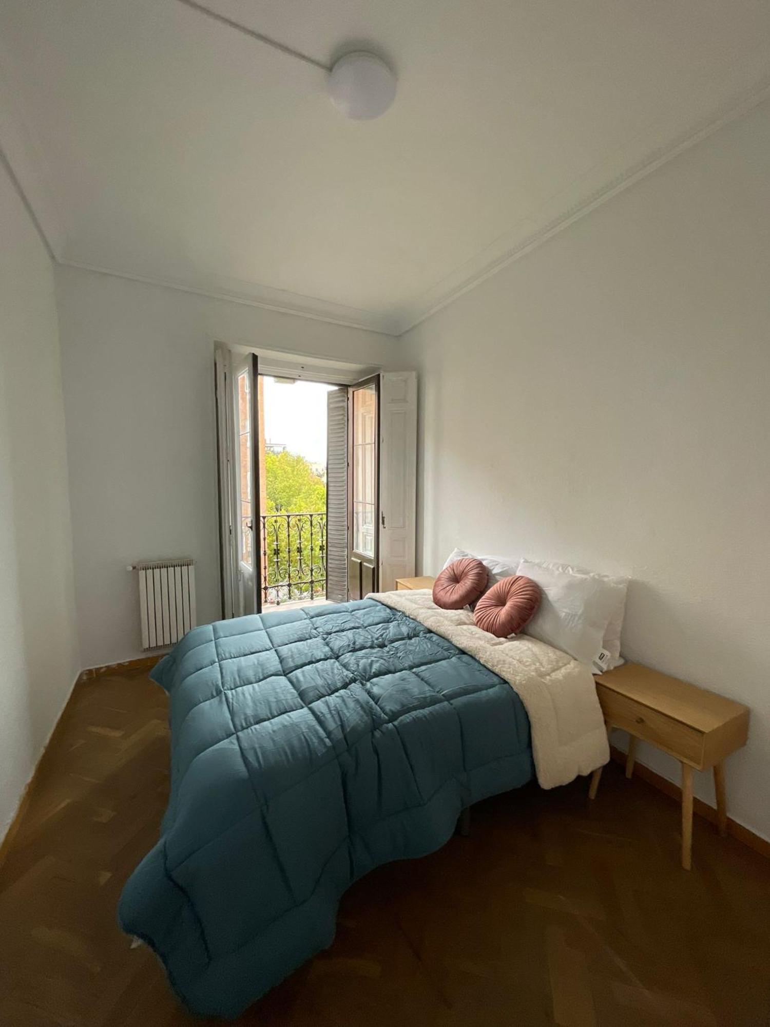 Gasthuis First Stop- Lope De Vega's Dream Coliving *