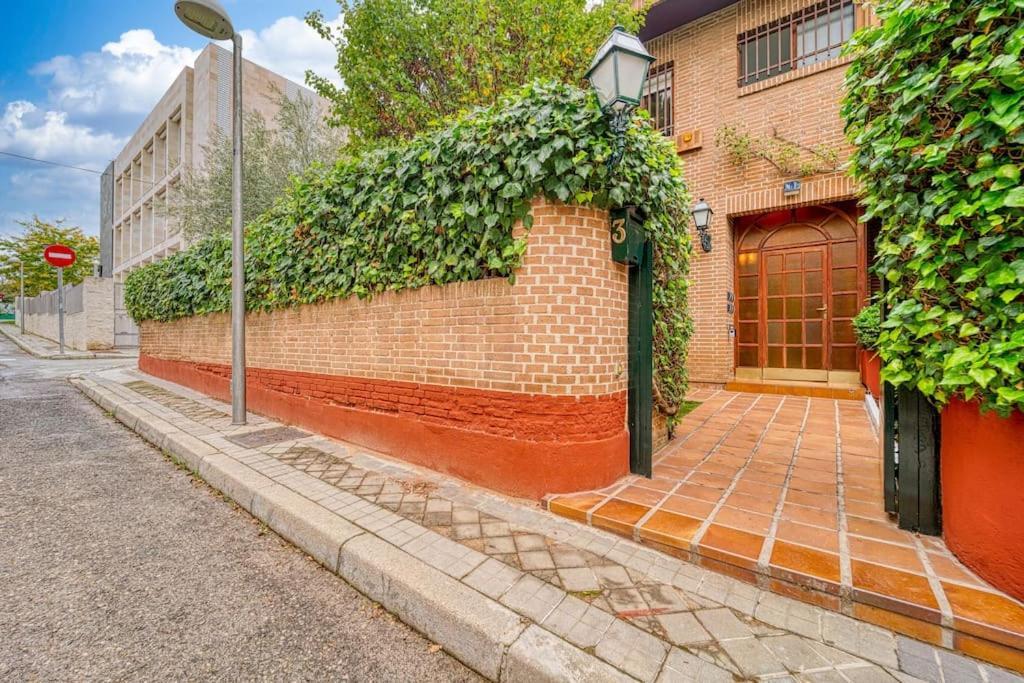 P Casacafe Calle Carlos Dubois 3 Aparthotel