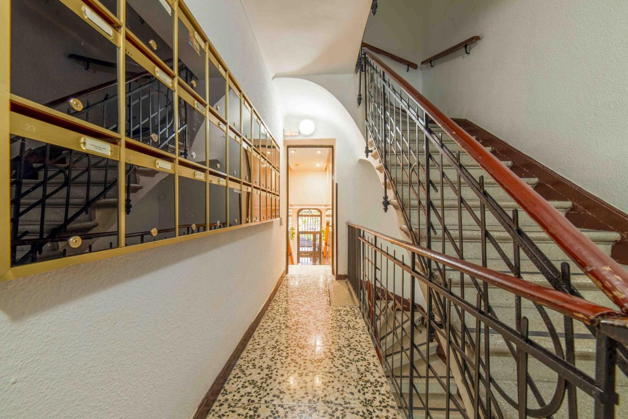 Piso Luminoso En Barrio De Salamanca 2 Hab 2 Bano Appartement *