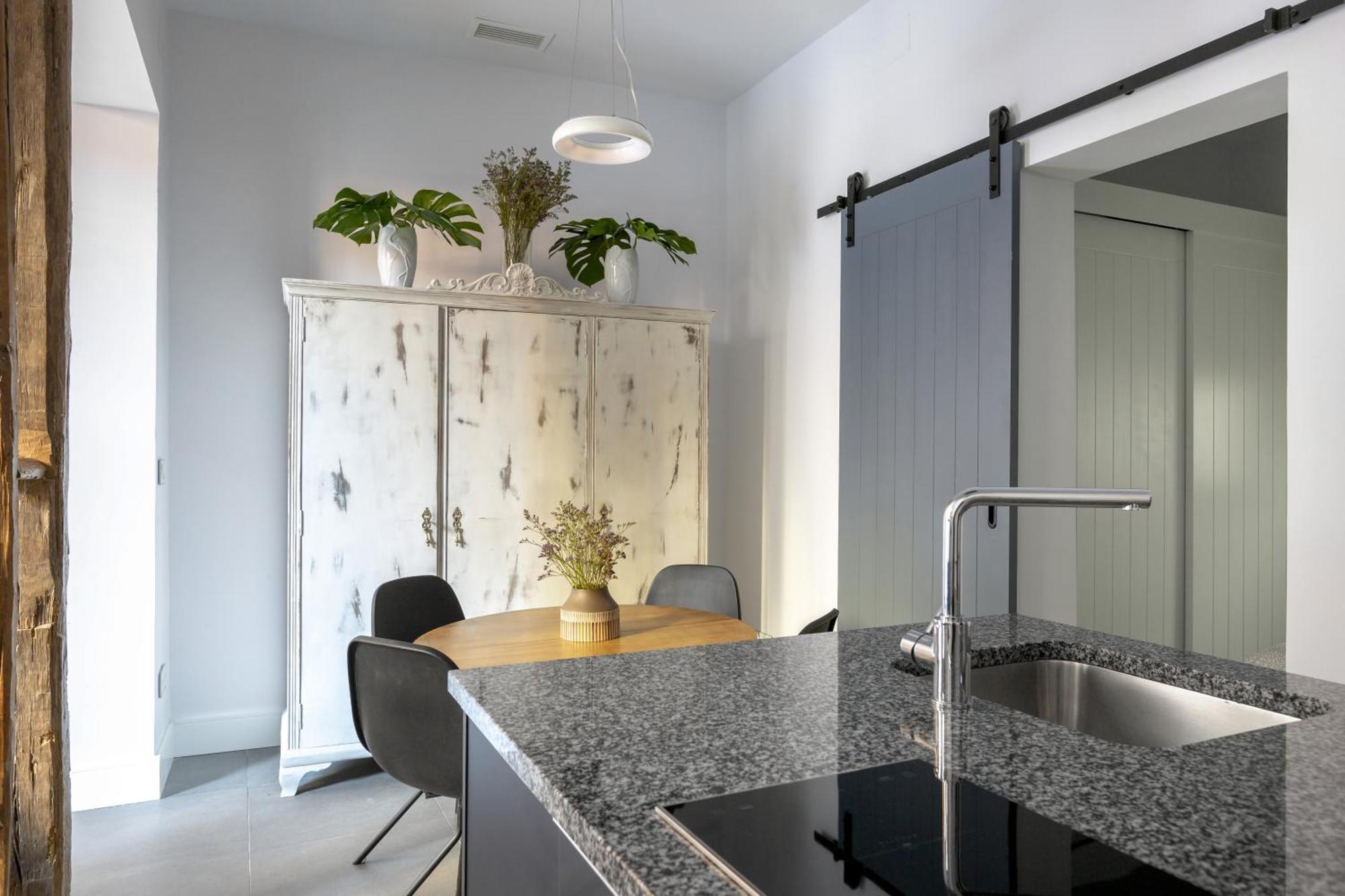 Centrico Y Tranquilo De 2 Hab Apartamento Madrid